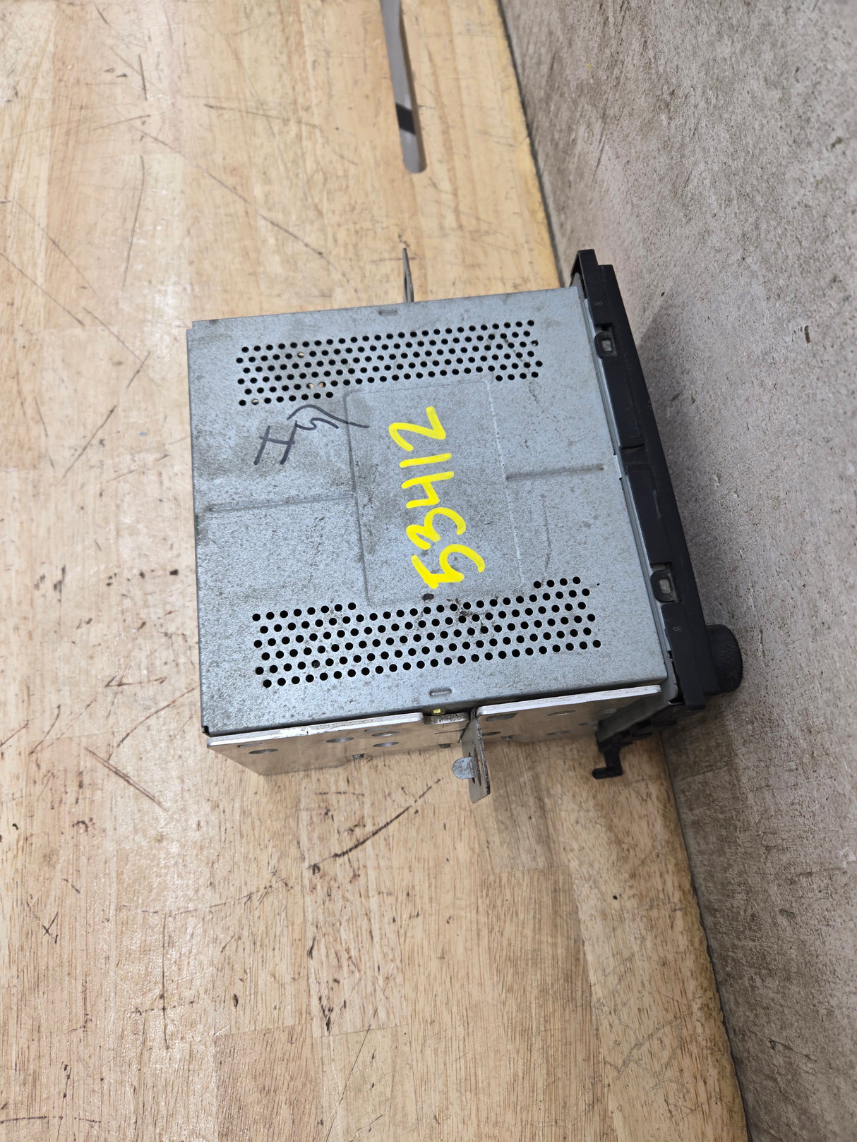 2005-2007 Ford Super Duty F250 F350 F450 F550 Factory Radio Head Unit AM/FM CD OEM 5C3T-18K810-AG