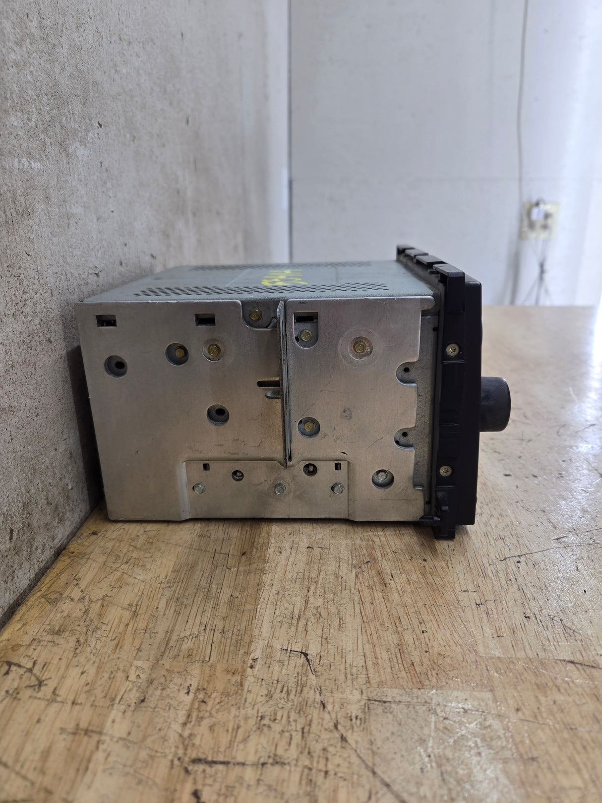 2005-2007 Ford Super Duty F250 F350 F450 F550 Factory Radio Head Unit AM/FM CD OEM 6C3T-18C869-AD