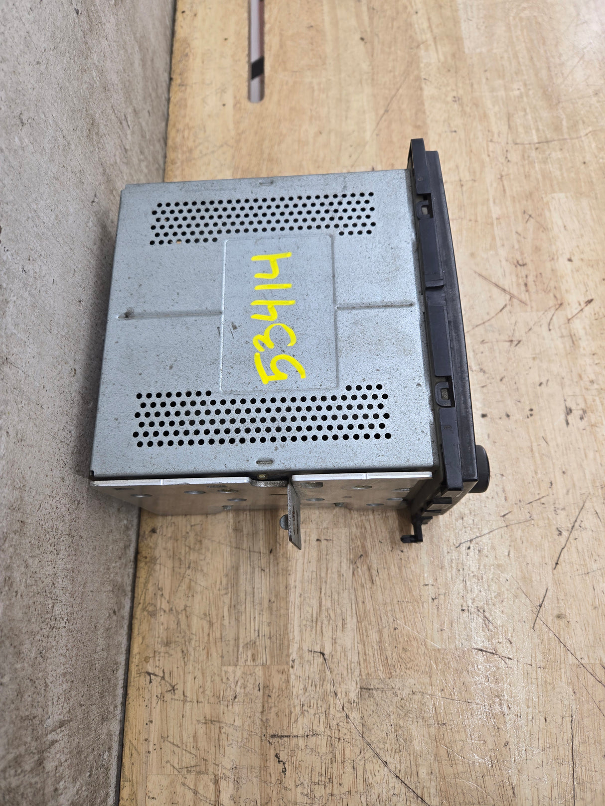 2005-2007 Ford Super Duty F250 F350 F450 F550 Factory Radio Head Unit AM/FM CD OEM 6C3T-18C869-AD