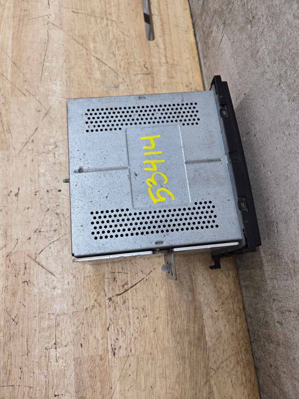 2005-2007 Ford Super Duty F250 F350 F450 F550 Factory Radio Head Unit AM/FM CD OEM 6C3T-18C869-AD