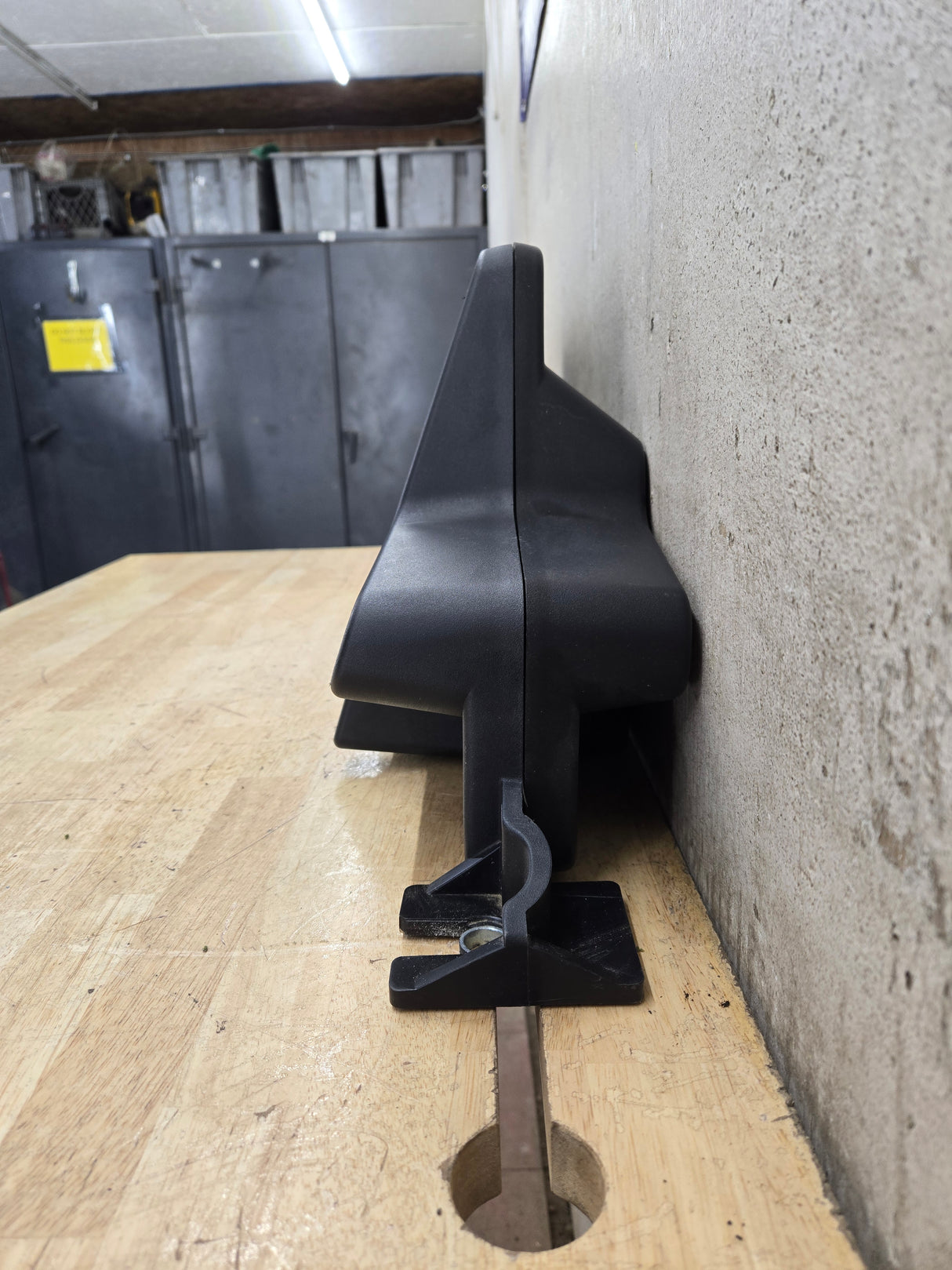 2008-2010 Ford Super Duty F250 F350 Rear Speaker/Subwoofer WITH AMP 9C3T-18C804-AA3GAX OEM