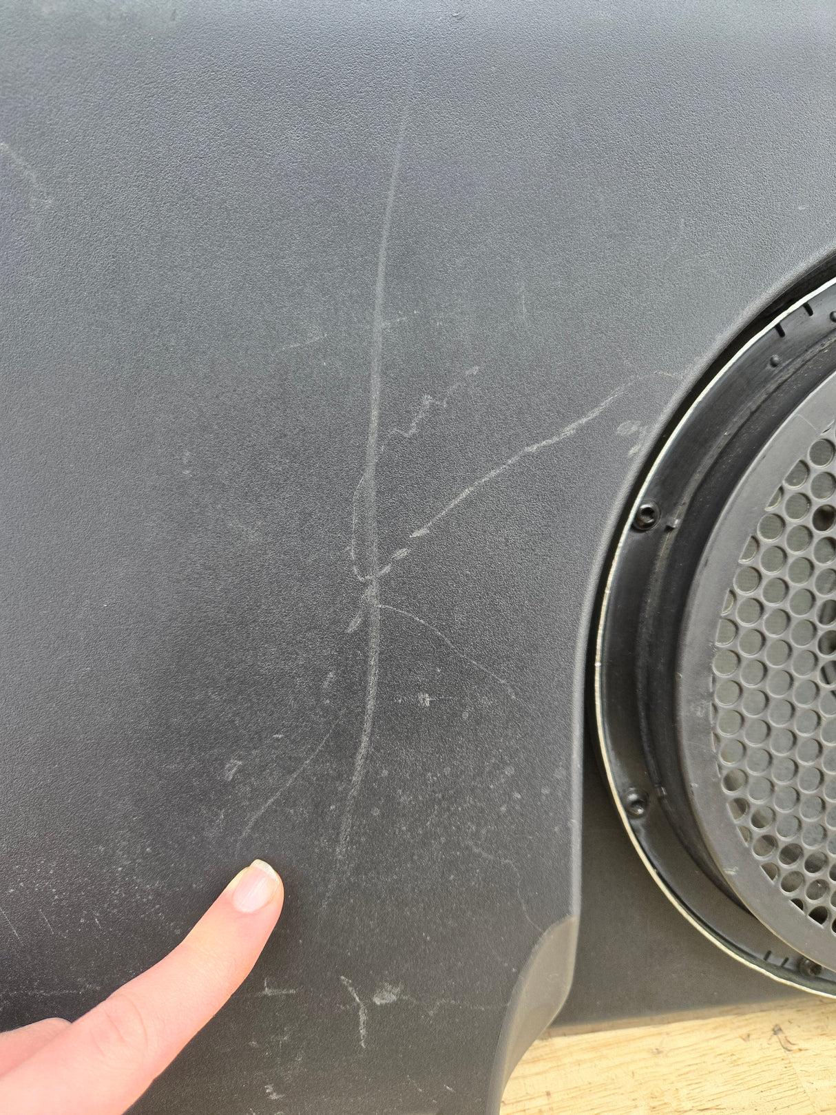 2008-2010 Ford Super Duty F250 F350 Rear Speaker/Subwoofer WITH AMP 9C3T-18C804-AA3GAX OEM