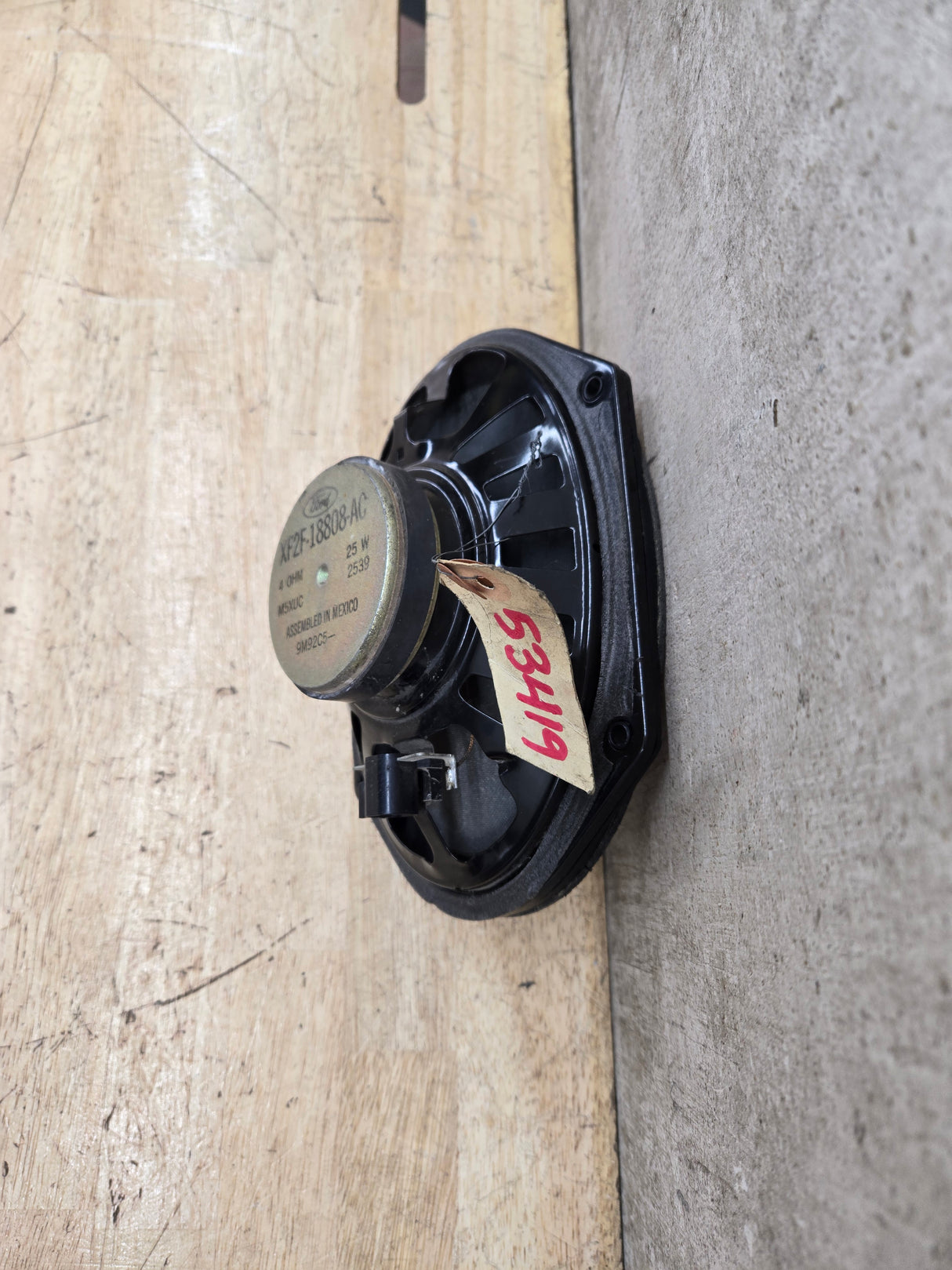 1999-2007 Ford Super Duty F150 F250 F350 F450 F550 Door Speaker XF2F-18808-AC