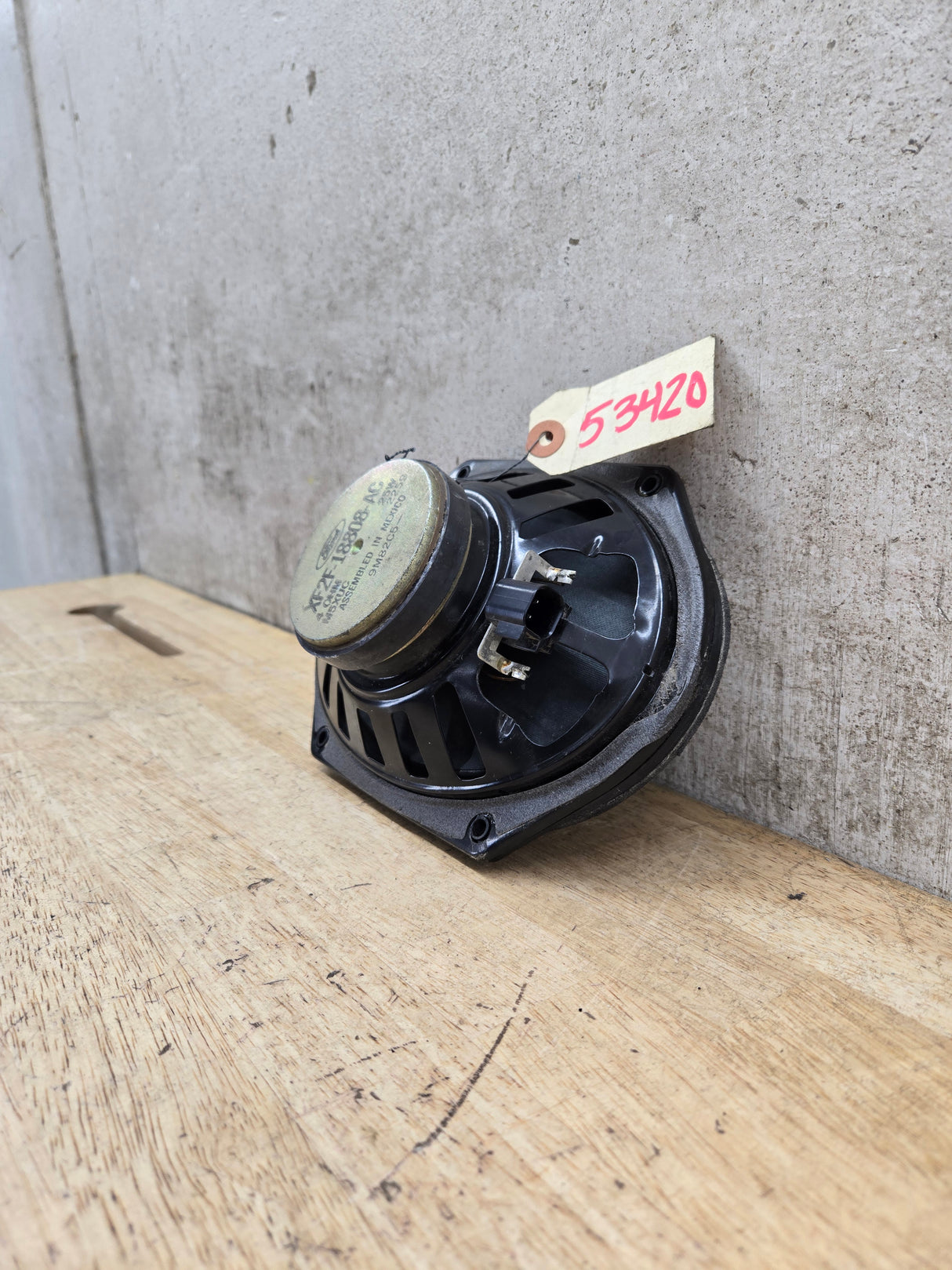 1999-2007 Ford Super Duty F150 F250 F350 F450 F550 Door Speaker XF2F-18808-AC