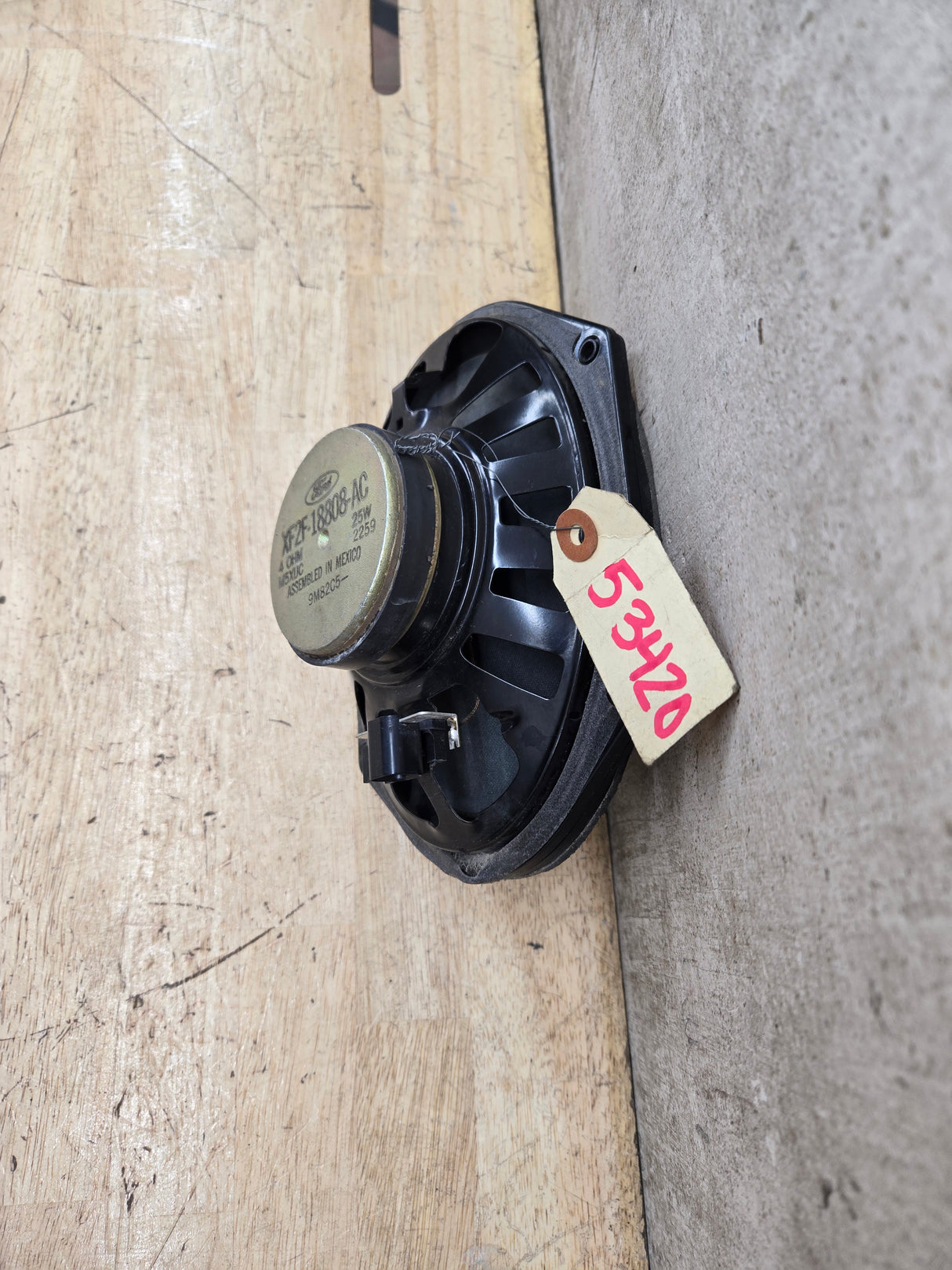 1999-2007 Ford Super Duty F150 F250 F350 F450 F550 Door Speaker XF2F-18808-AC