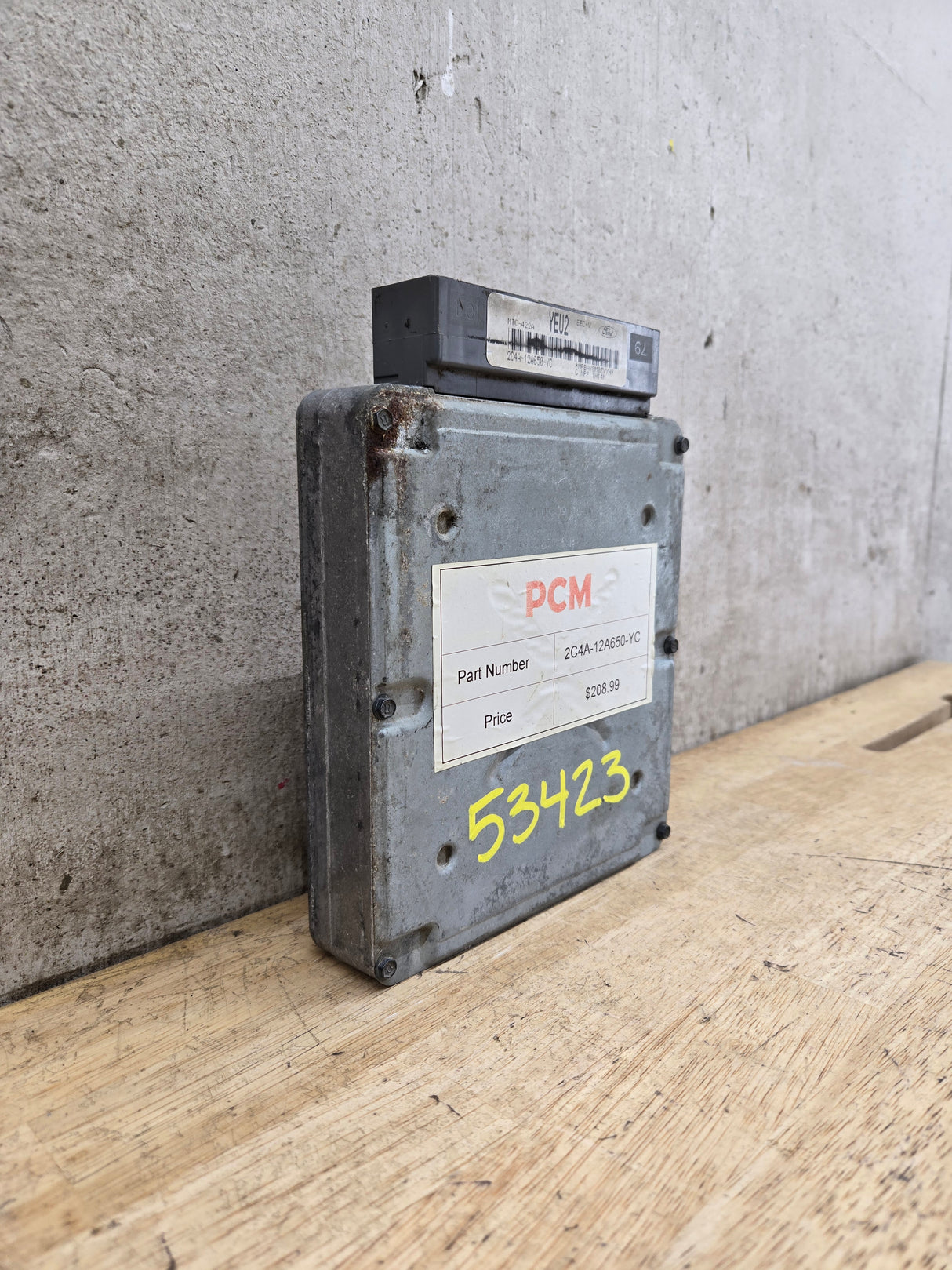 2002 Ford F250 F350 F450 F550 6.8L Triton PCM YEU2 / 2C4A-12A650-YC