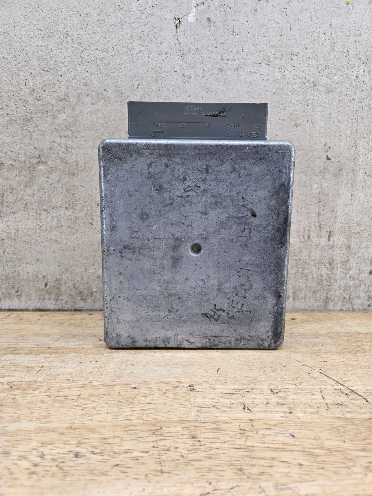 2002 Ford F250 F350 F450 F550 6.8L Triton PCM YEU2 / 2C4A-12A650-YC