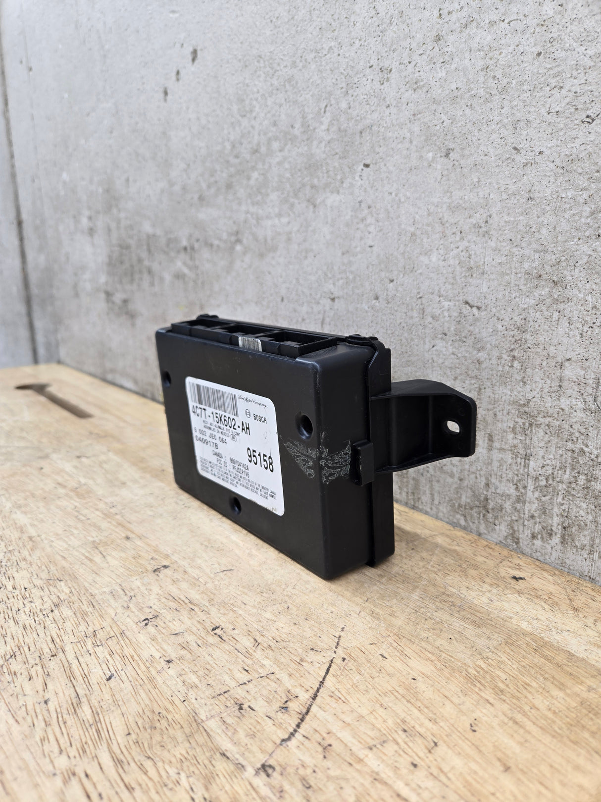 2004-2007 Ford Super Duty Anti-Theft VSM Keyless Body Computer Module 4C7T-15K602-AH F250 F350 F450 F550