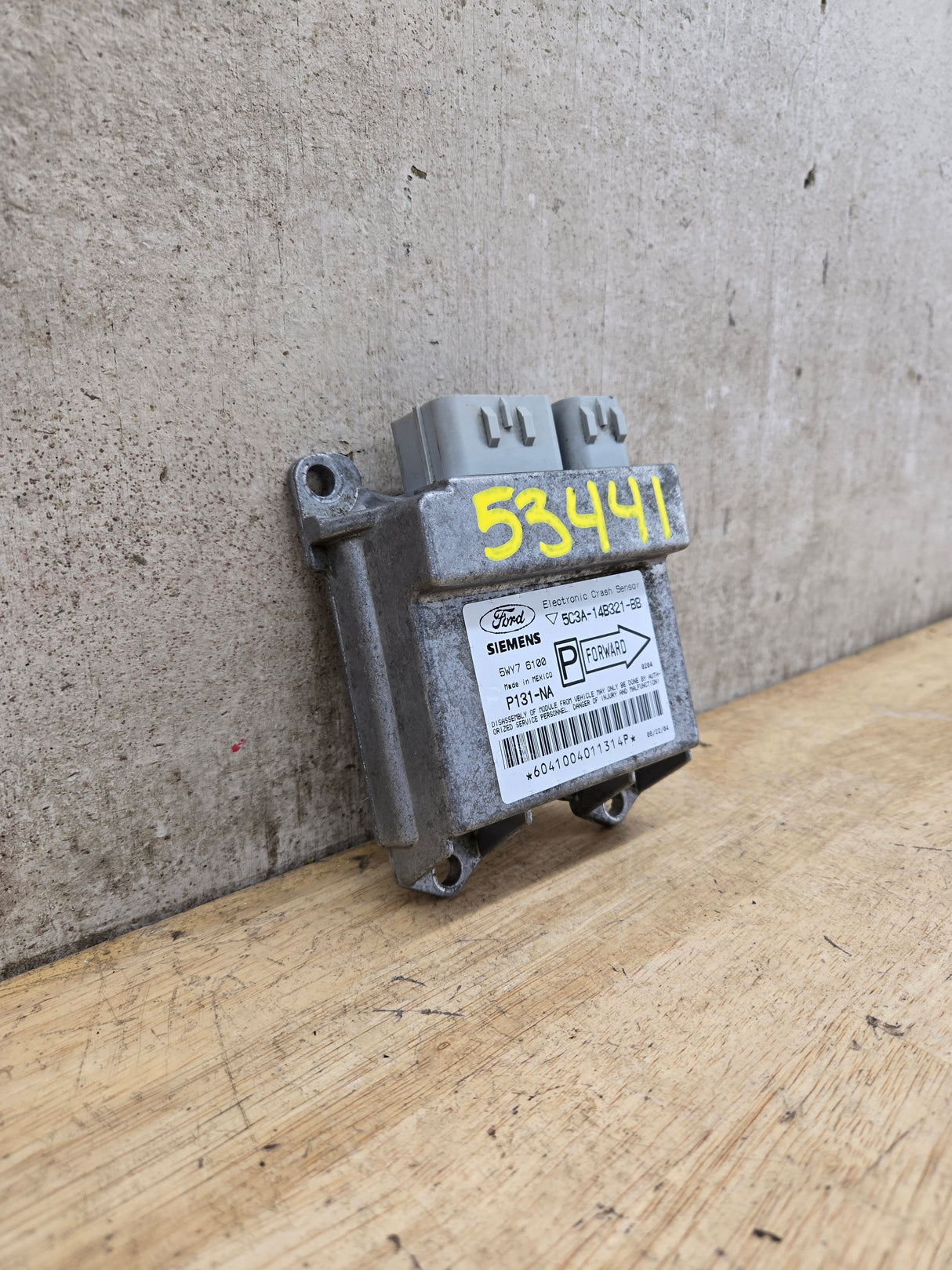 2005-2007 Ford Electronic Crash Sensor Control Module OEM p131-NA / 5C3A-14B321-BB