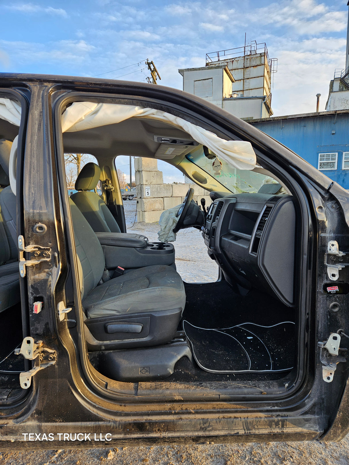 2009-2018 Dodge Ram 1500 4th Generation Quad Cab Cab