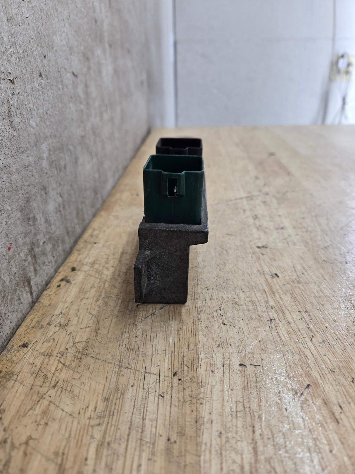 2000-2010 OEM Motocraft Diesel Glow Plug Module Relay Switch for 7.3L 6.0L 6.4L Powerstroke