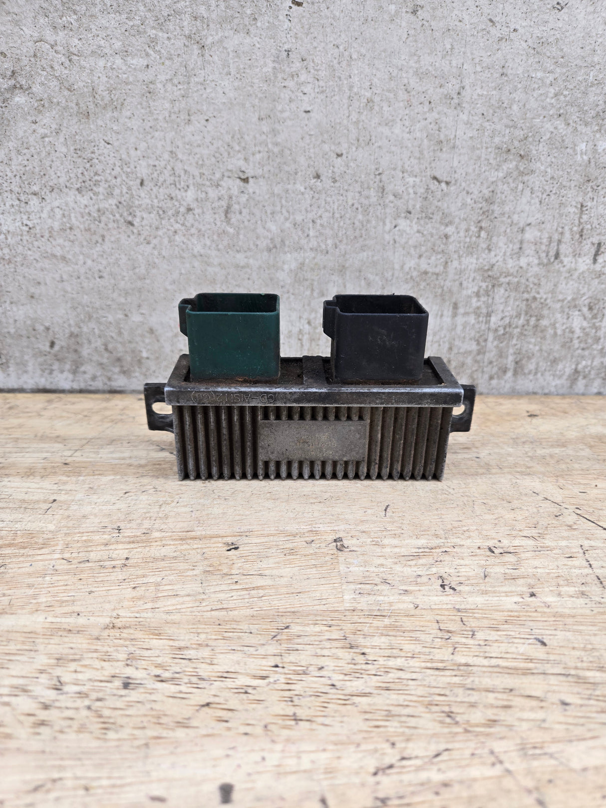 2000-2010 OEM Motocraft Diesel Glow Plug Module Relay Switch for 7.3L 6.0L 6.4L Powerstroke