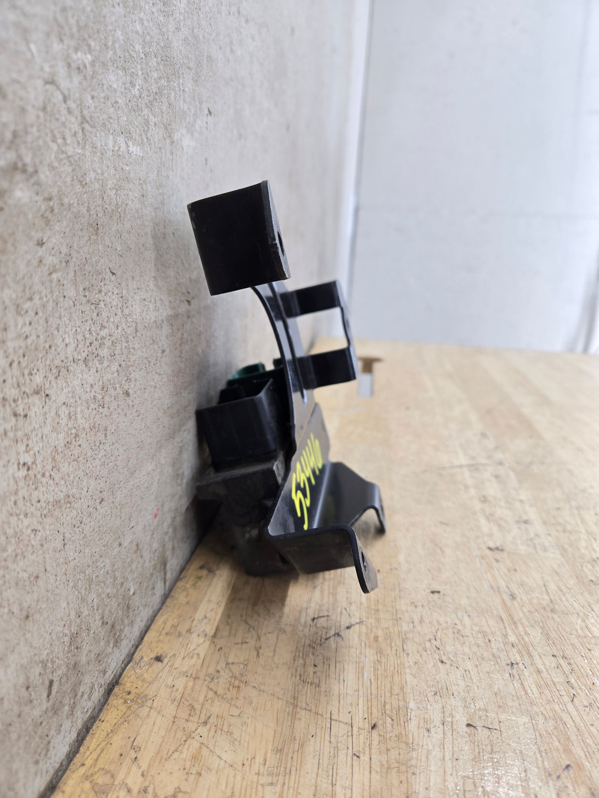 2000-2010 OEM Motocraft Diesel Glow Plug Module Relay Switch for 7.3L 6.0L 6.4L Powerstroke