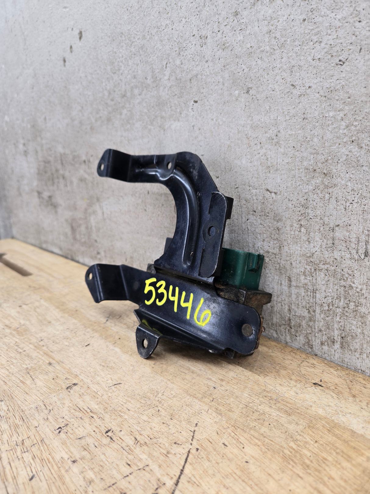 2000-2010 OEM Motocraft Diesel Glow Plug Module Relay Switch for 7.3L 6.0L 6.4L Powerstroke