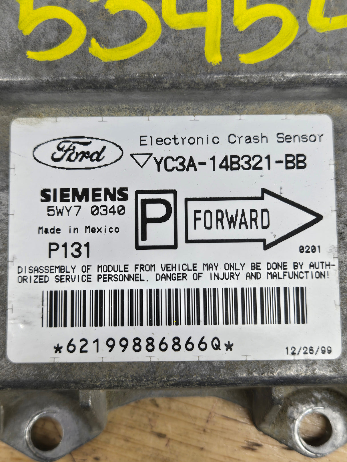 2000 Ford Electronic Crash Sensor Control Module OEM p131 / YC3A-14B321-BB