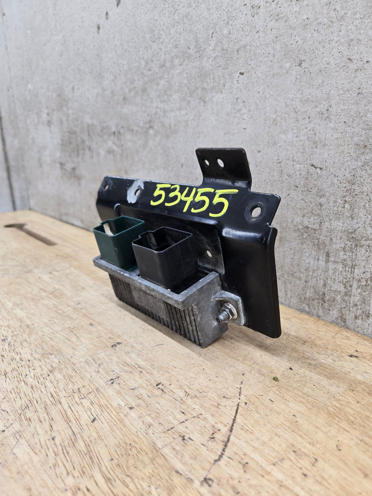 2000-2010 OEM Motocraft Diesel Glow Plug Module Relay Switch for 7.3L 6.0L 6.4L Powerstroke