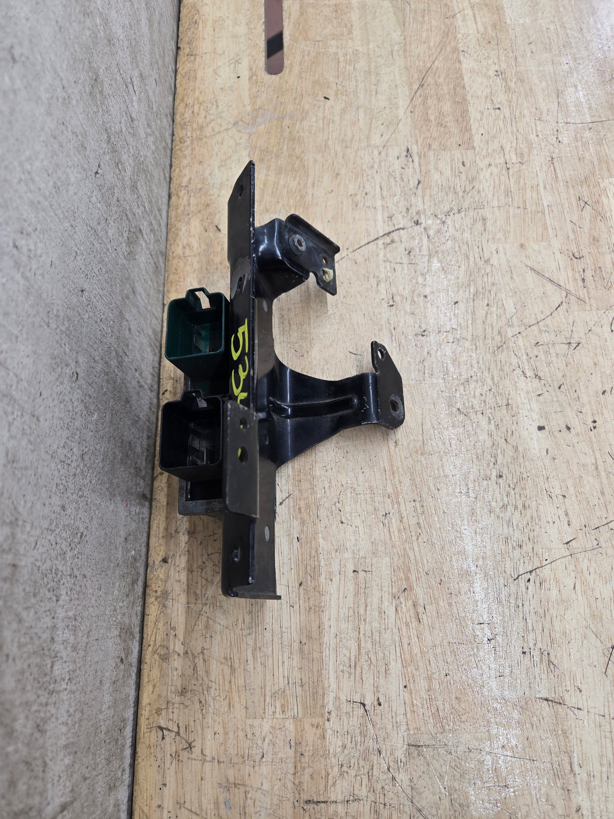 2000-2010 OEM Motocraft Diesel Glow Plug Module Relay Switch for 7.3L 6.0L 6.4L Powerstroke