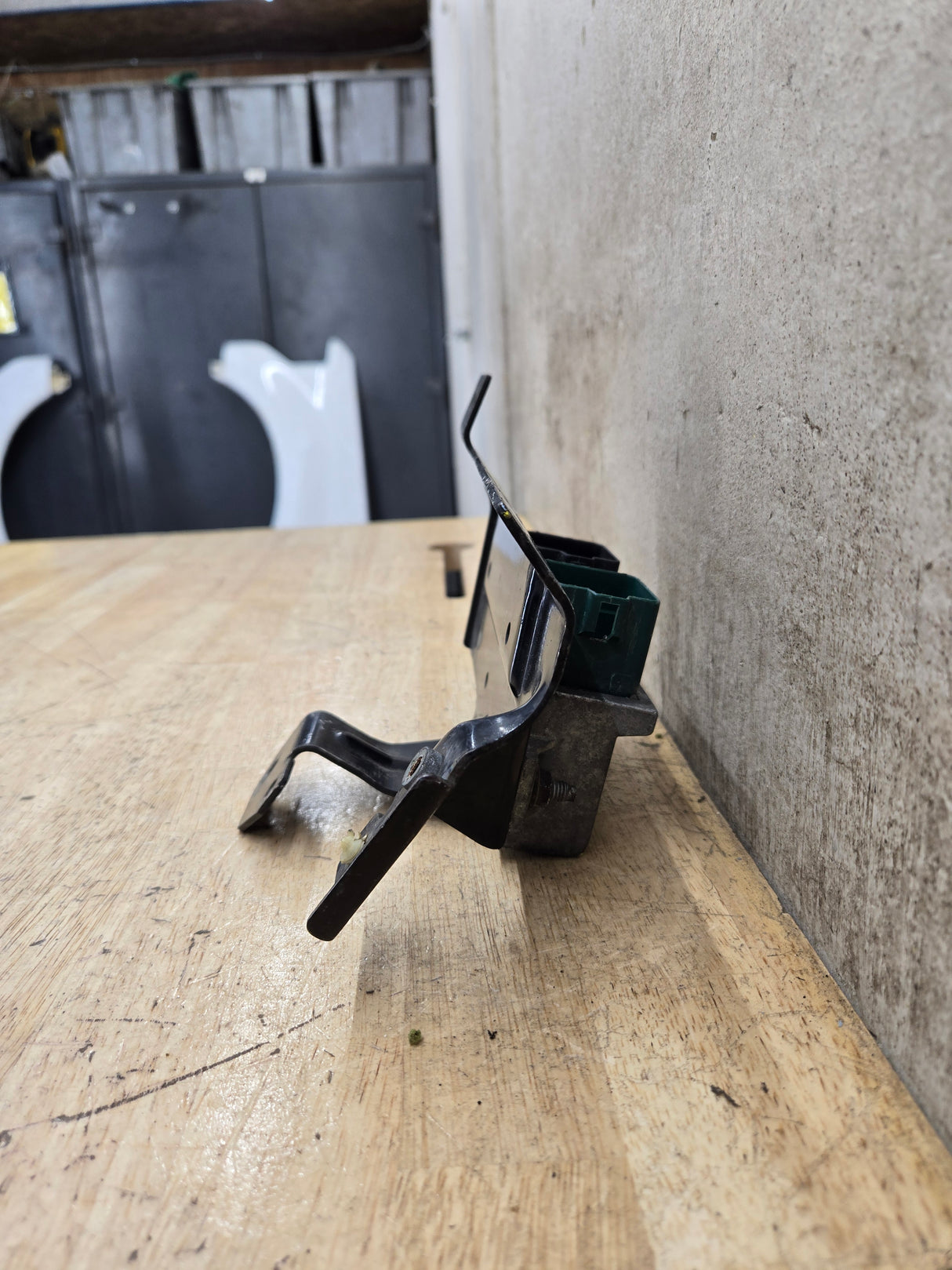 2000-2010 OEM Motocraft Diesel Glow Plug Module Relay Switch for 7.3L 6.0L 6.4L Powerstroke