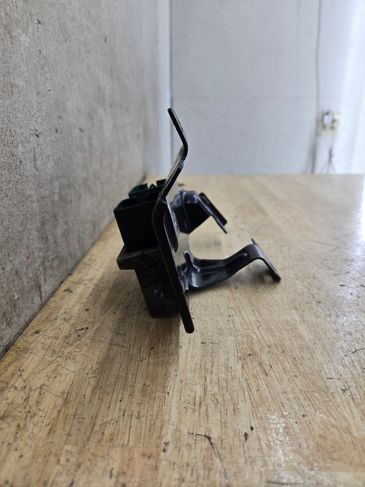 2000-2010 OEM Motocraft Diesel Glow Plug Module Relay Switch for 7.3L 6.0L 6.4L Powerstroke