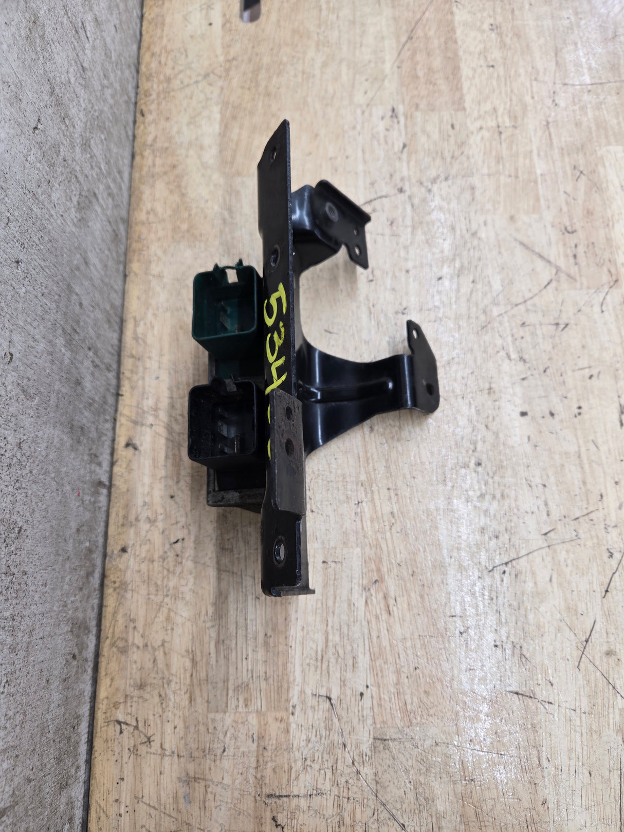 2000-2010 OEM Motocraft Diesel Glow Plug Module Relay Switch for 7.3L 6.0L 6.4L Powerstroke