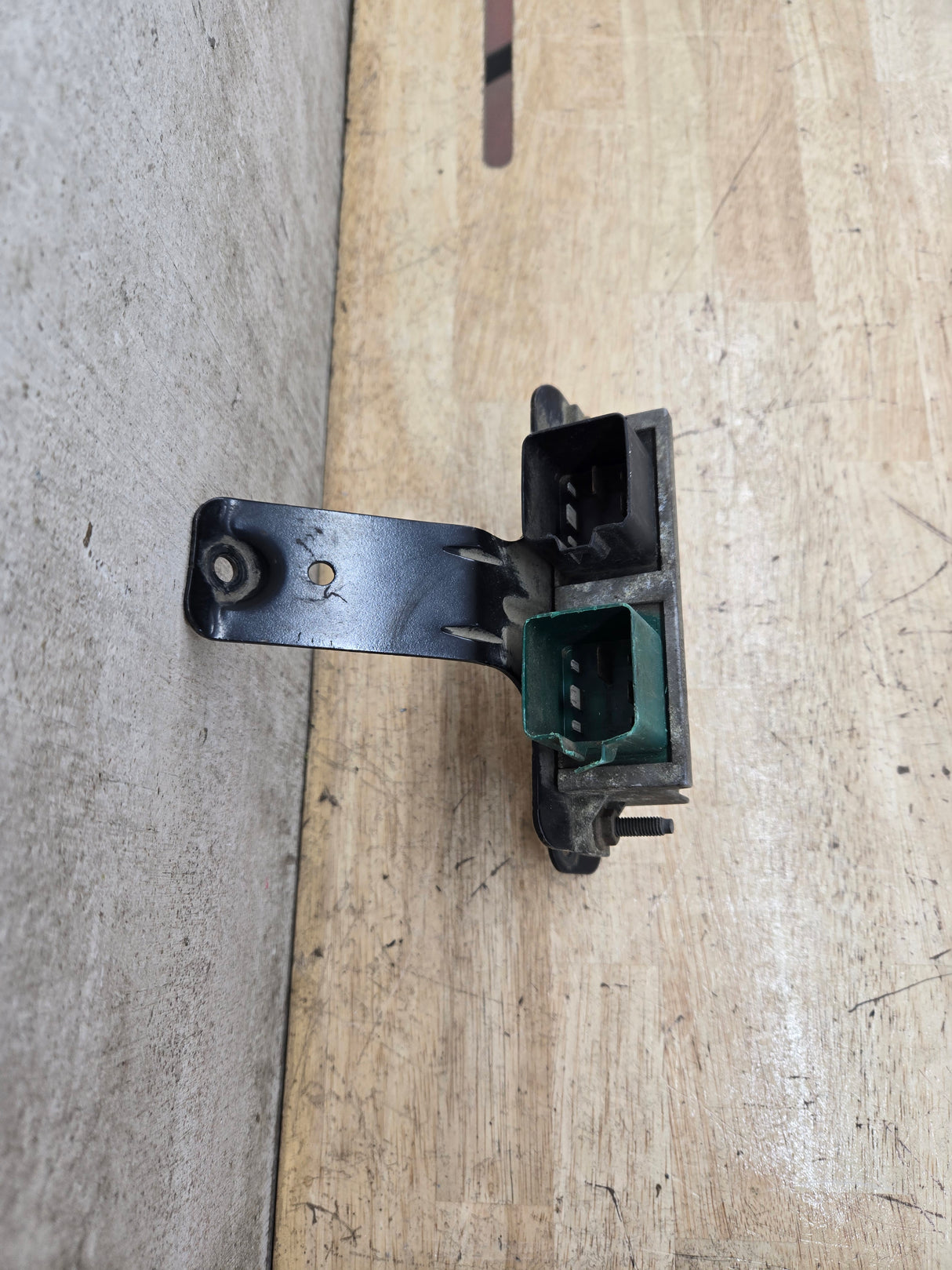 2000-2010 OEM Motocraft Diesel Glow Plug Module Relay Switch for 7.3L 6.0L 6.4L Powerstroke