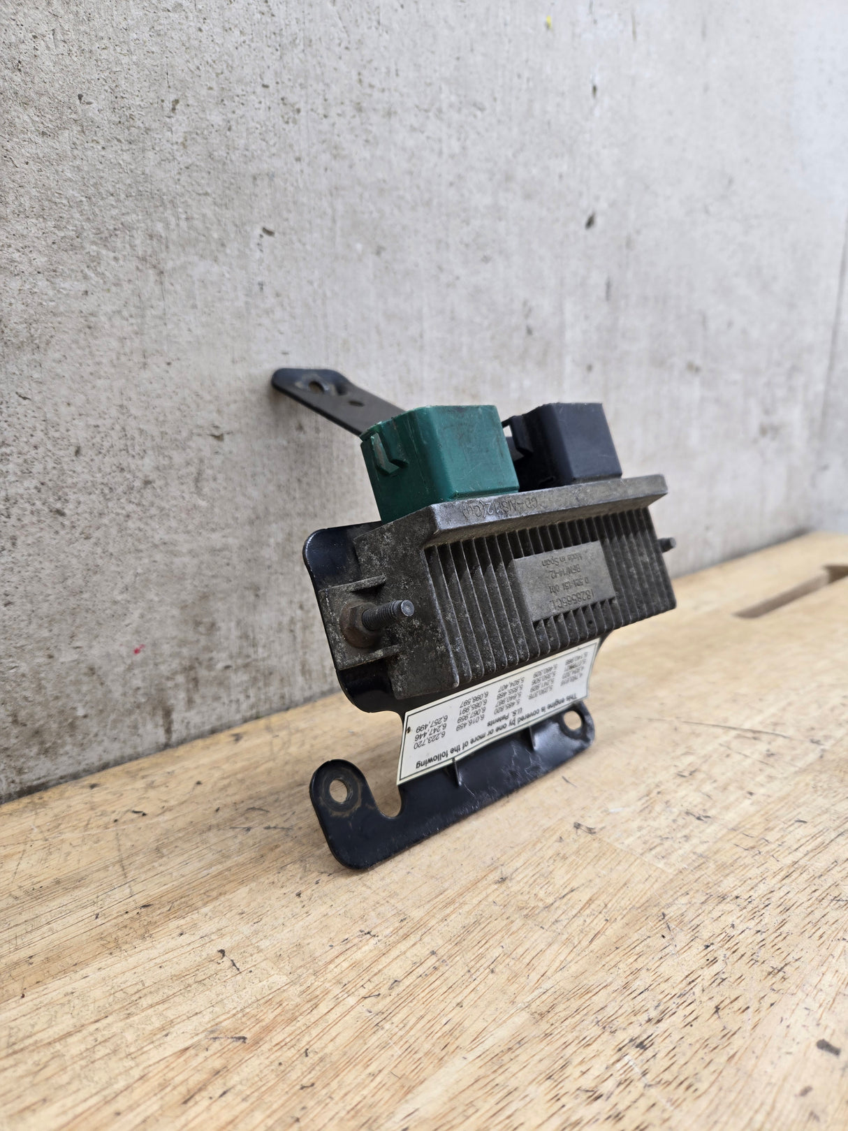 2000-2010 OEM Motocraft Diesel Glow Plug Module Relay Switch for 7.3L 6.0L 6.4L Powerstroke