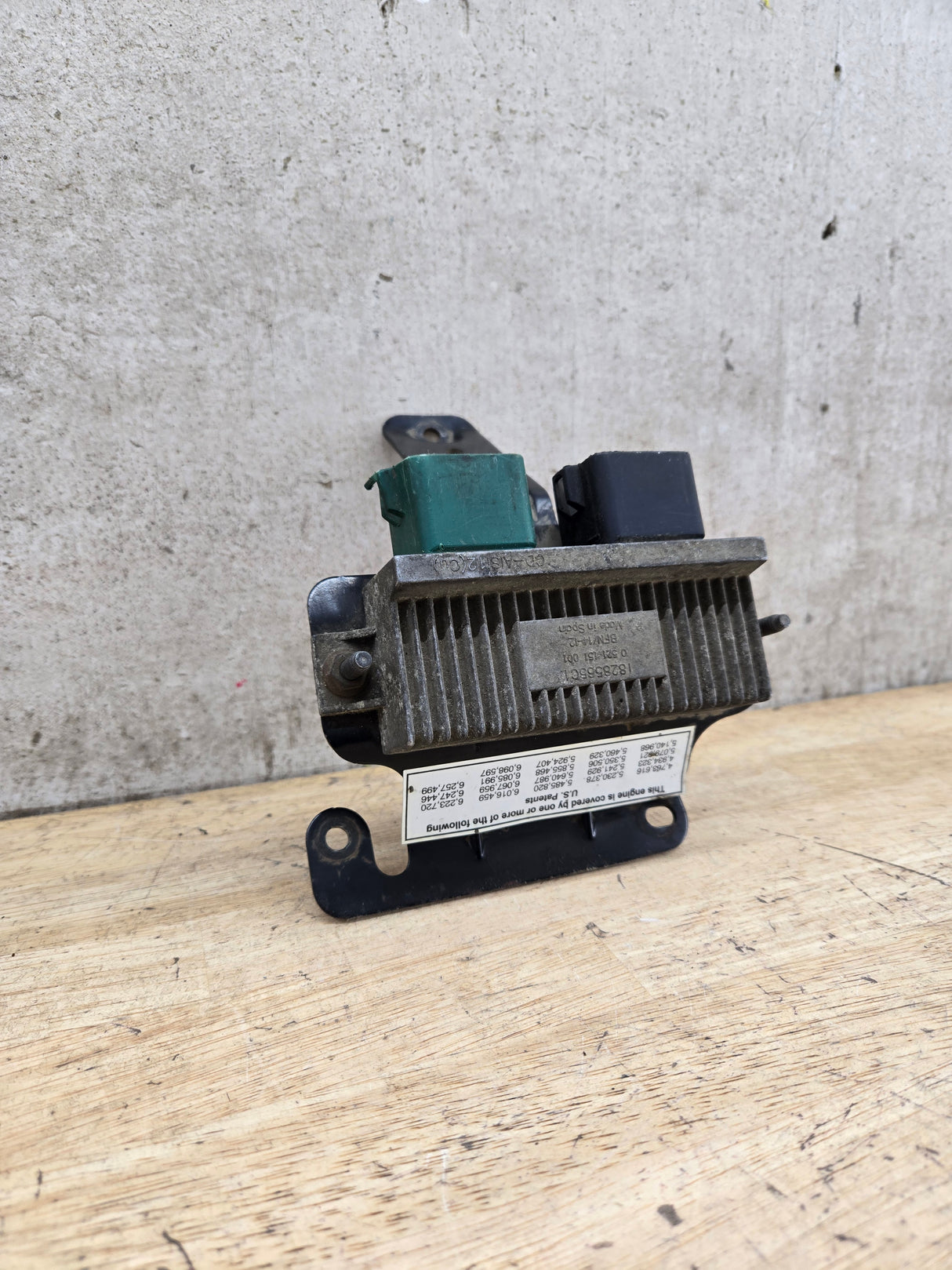 2000-2010 OEM Motocraft Diesel Glow Plug Module Relay Switch for 7.3L 6.0L 6.4L Powerstroke