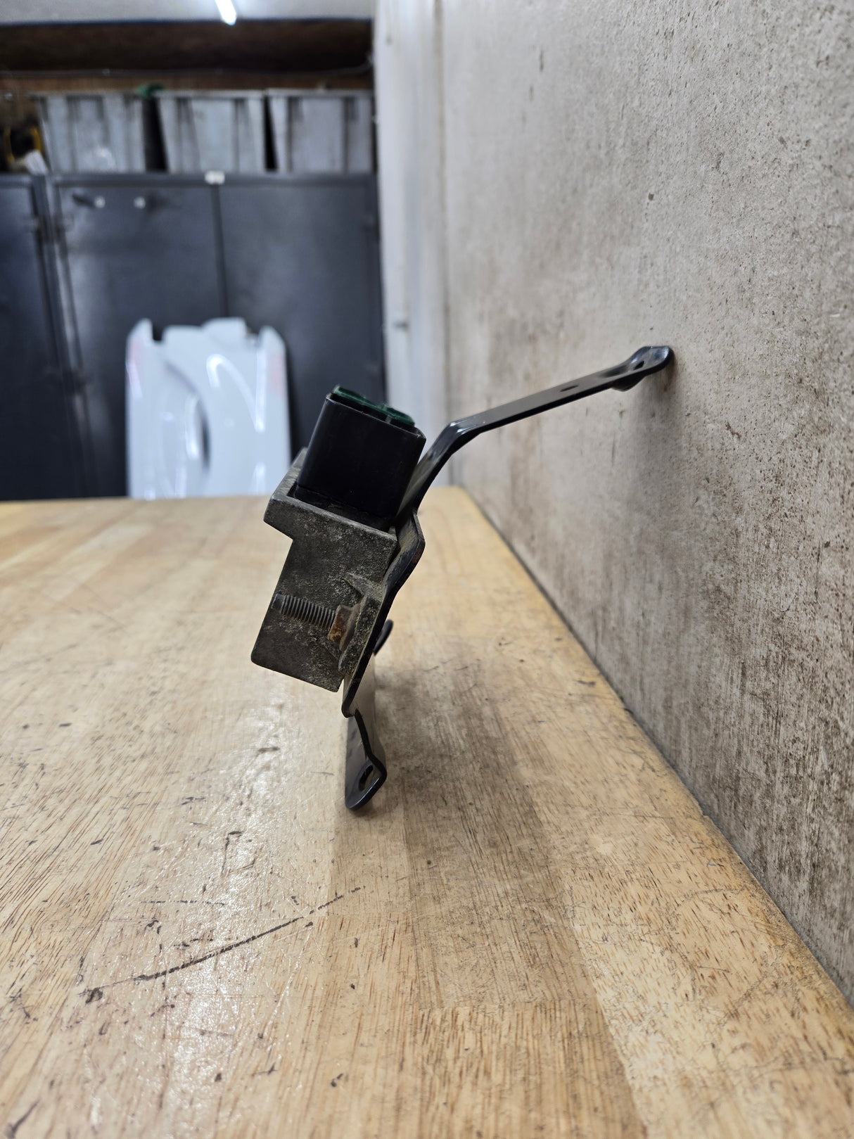 2000-2010 OEM Motocraft Diesel Glow Plug Module Relay Switch for 7.3L 6.0L 6.4L Powerstroke