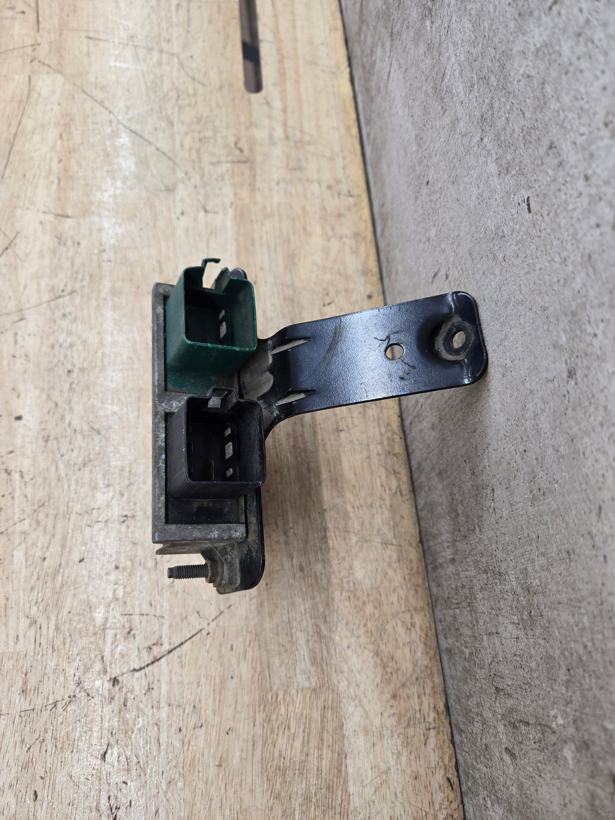 2000-2010 OEM Motocraft Diesel Glow Plug Module Relay Switch for 7.3L 6.0L 6.4L Powerstroke