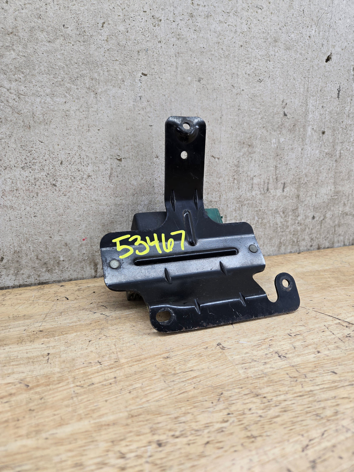 2000-2010 OEM Motocraft Diesel Glow Plug Module Relay Switch for 7.3L 6.0L 6.4L Powerstroke