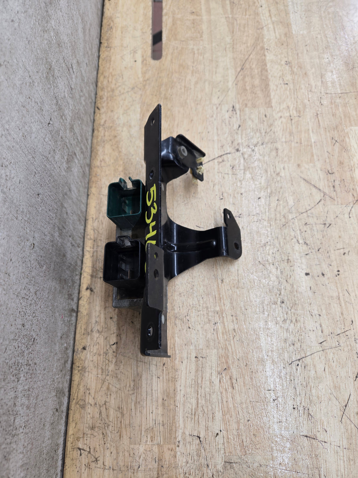 2000-2010 OEM Motocraft Diesel Glow Plug Module Relay Switch for 7.3L 6.0L 6.4L Powerstroke