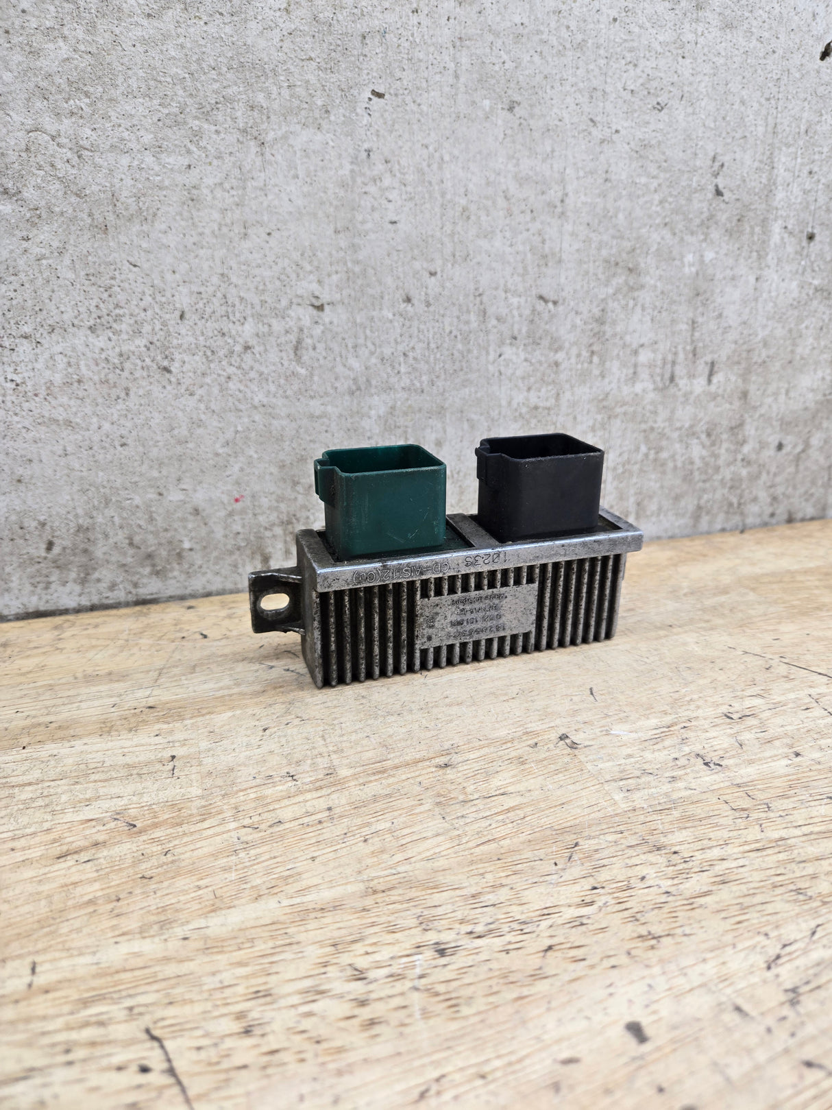 2000-2010 OEM Motocraft Diesel Glow Plug Module Relay Switch for 7.3L 6.0L 6.4L Powerstroke