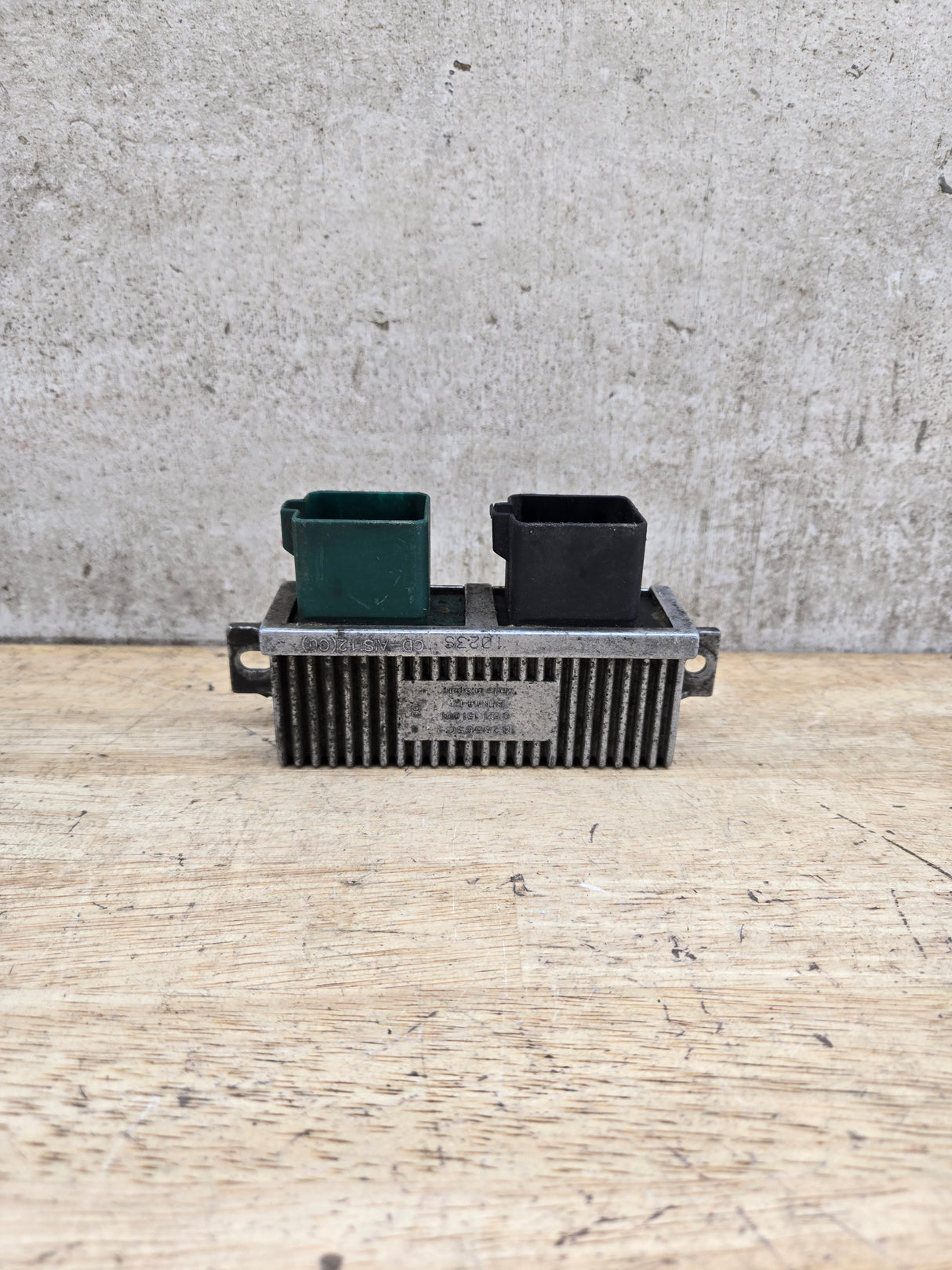 2000-2010 OEM Motocraft Diesel Glow Plug Module Relay Switch for 7.3L 6.0L 6.4L Powerstroke