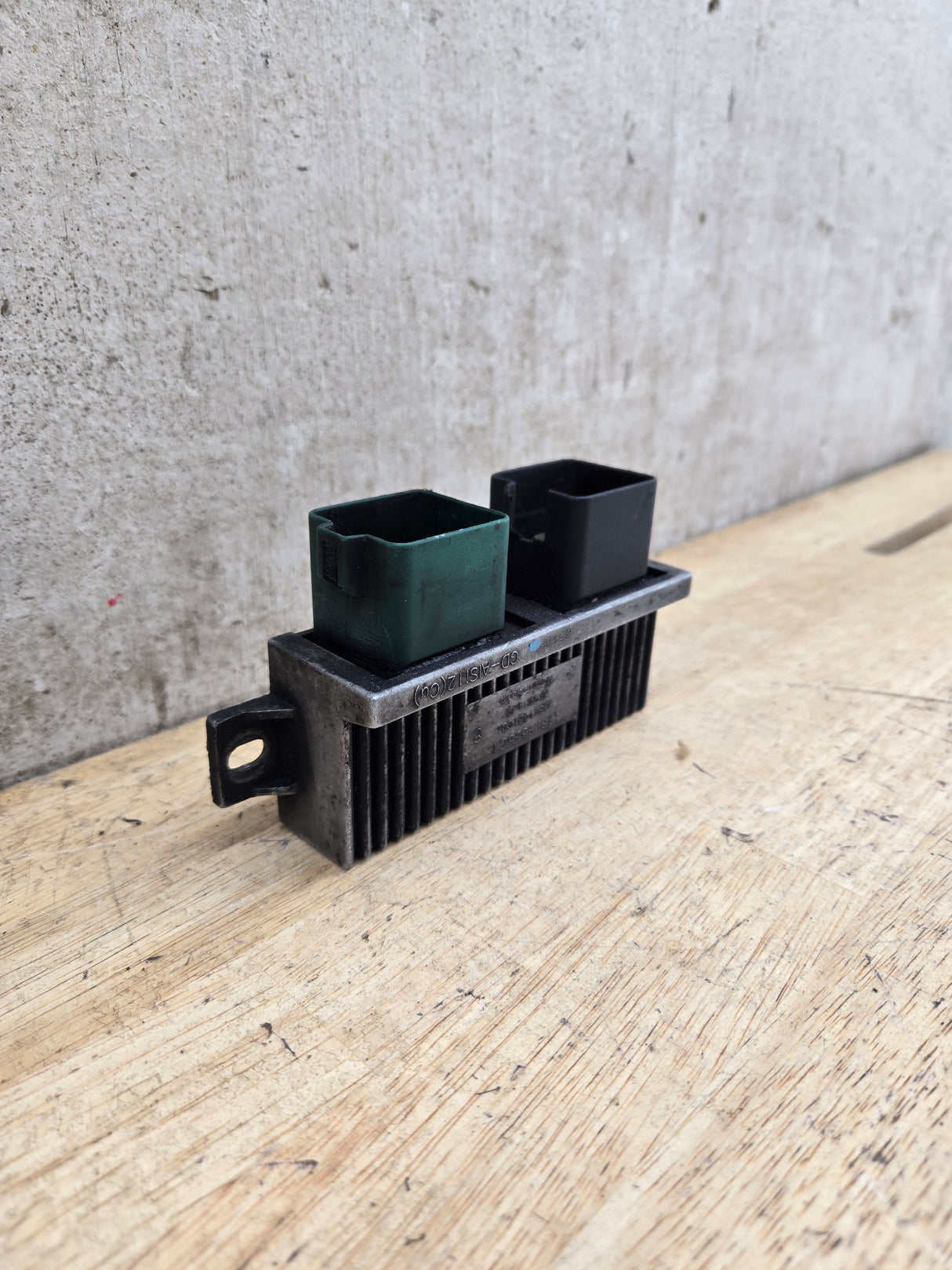 2000-2010 OEM Motocraft Diesel Glow Plug Module Relay Switch for 7.3L 6.0L 6.4L Powerstroke