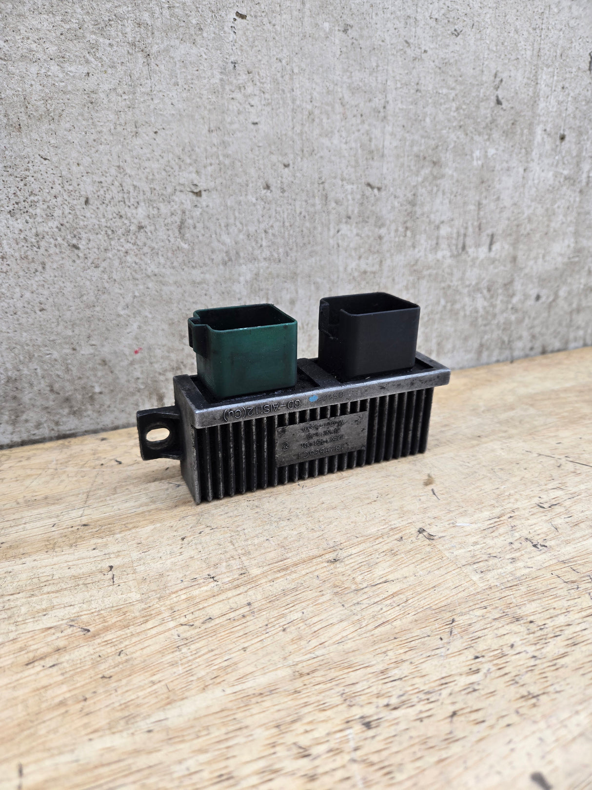 2000-2010 OEM Motocraft Diesel Glow Plug Module Relay Switch for 7.3L 6.0L 6.4L Powerstroke