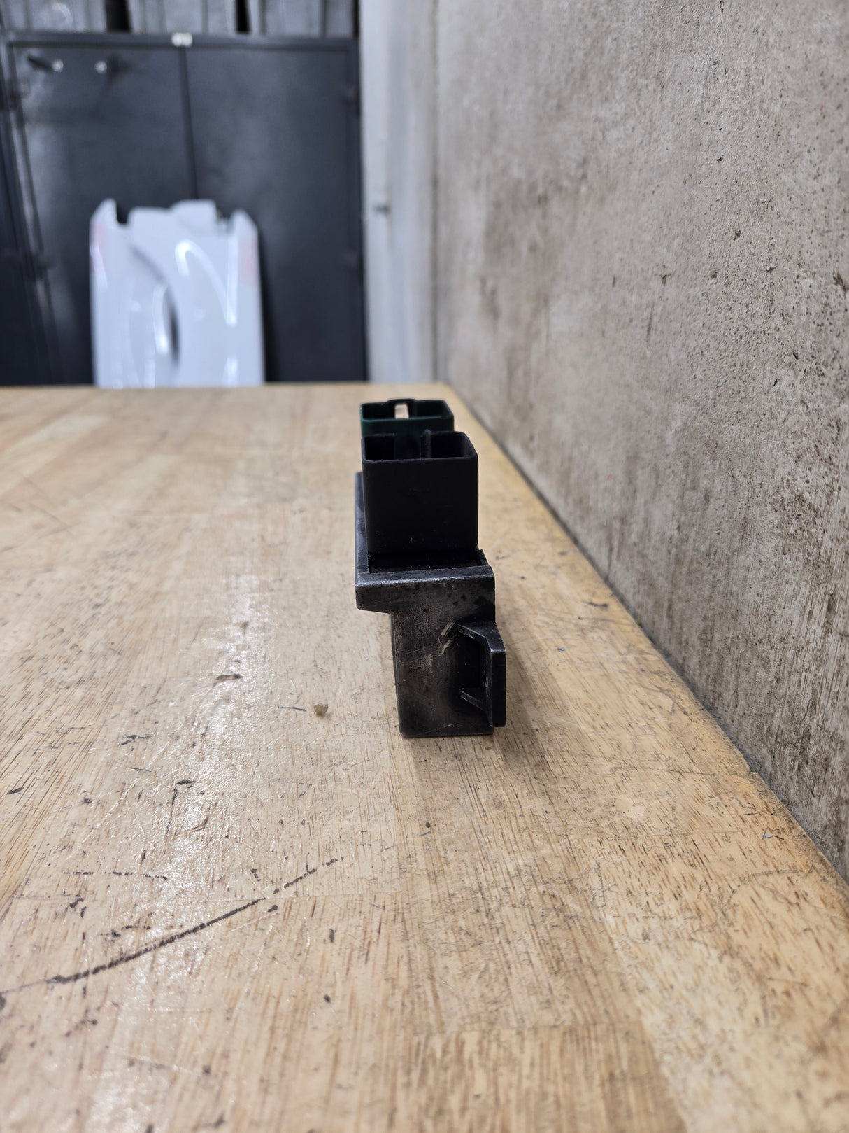 2000-2010 OEM Motocraft Diesel Glow Plug Module Relay Switch for 7.3L 6.0L 6.4L Powerstroke