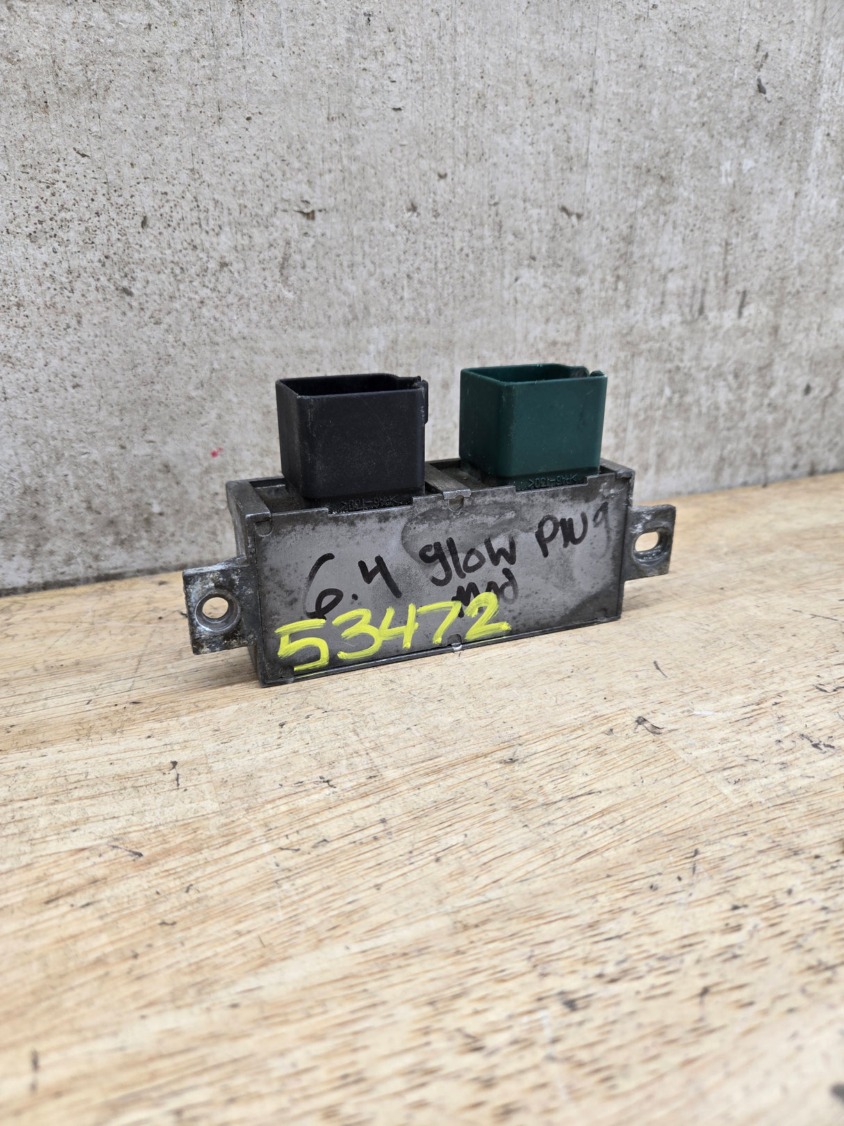 2000-2010 OEM Motocraft Diesel Glow Plug Module Relay Switch for 7.3L 6.0L 6.4L Powerstroke