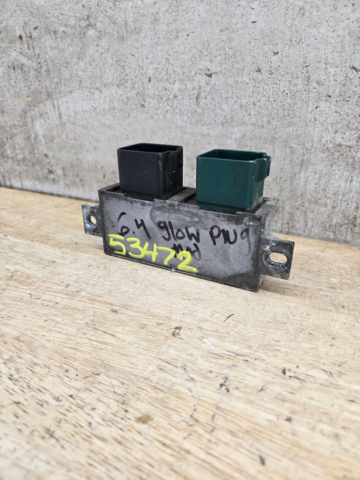 2000-2010 OEM Motocraft Diesel Glow Plug Module Relay Switch for 7.3L 6.0L 6.4L Powerstroke