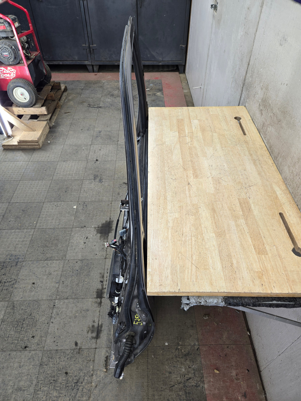 2015-2022 Ford F150 / Super Duty Driver Front Door LH F250 F350 F450 F550