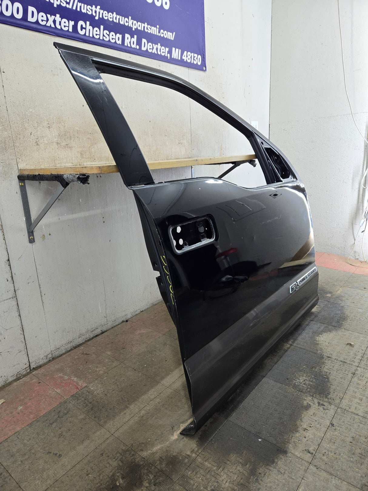 2015-2022 Ford F150 / Super Duty Passenger Front Door RH F250 F350 F450 F550