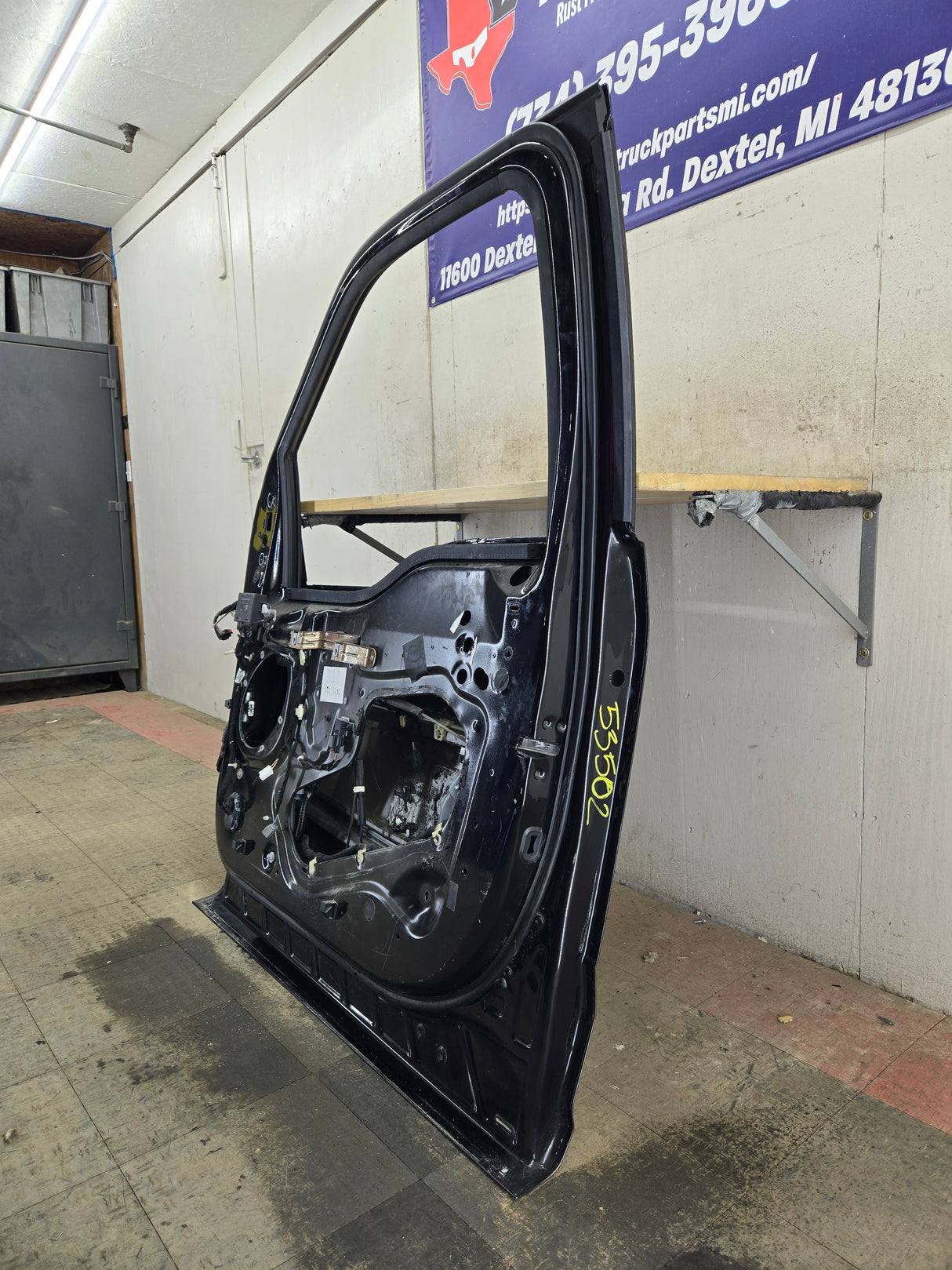 2015-2022 Ford F150 / Super Duty Passenger Front Door RH F250 F350 F450 F550