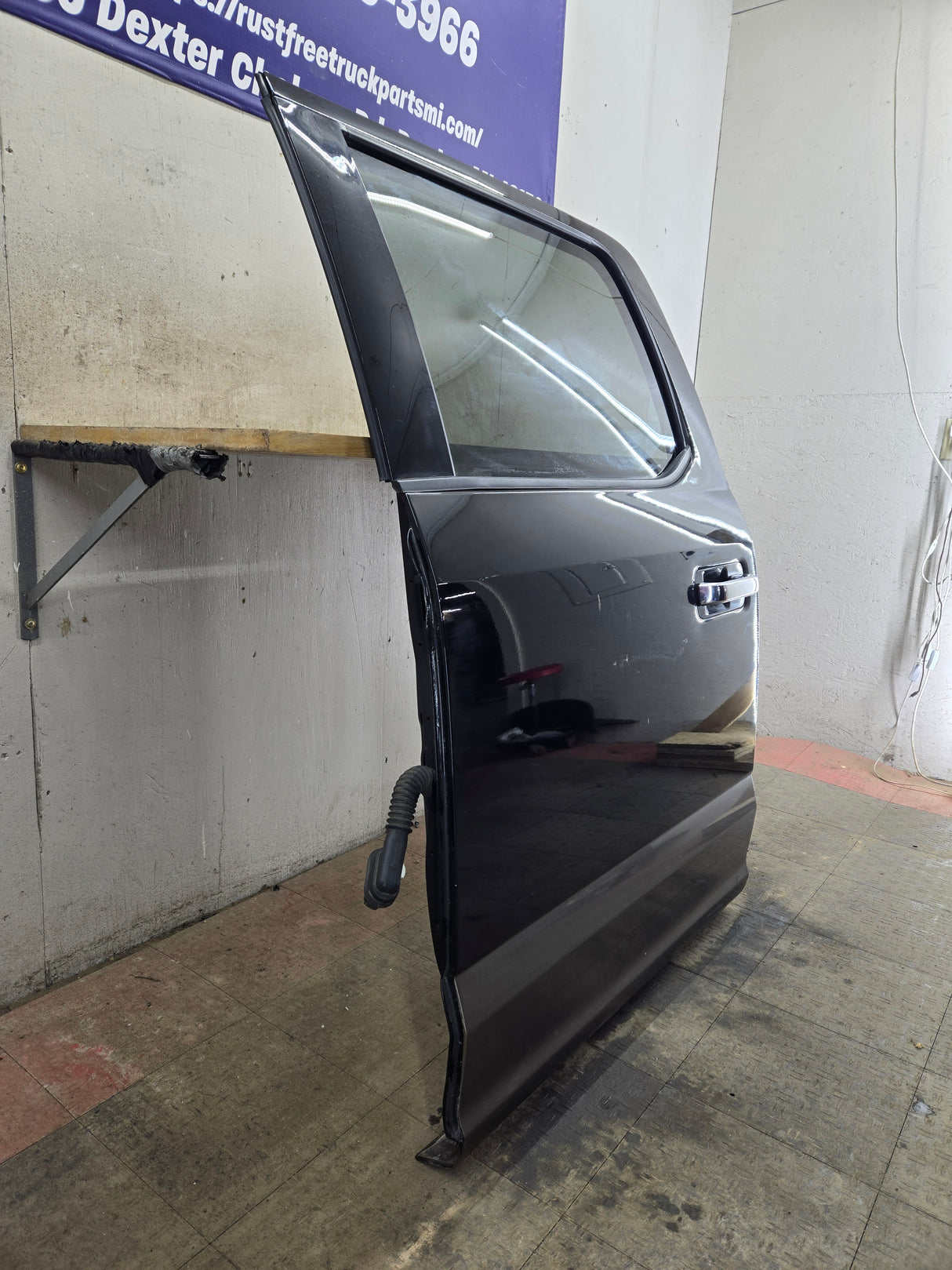 2015-2022 Ford F150 / Super Duty Driver Rear Door LH F250 F350 F450 F550