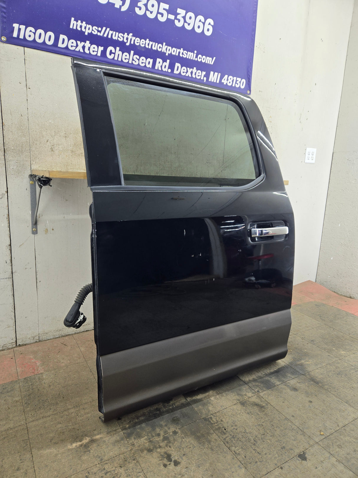 2015-2022 Ford F150 / Super Duty Driver Rear Door LH F250 F350 F450 F550