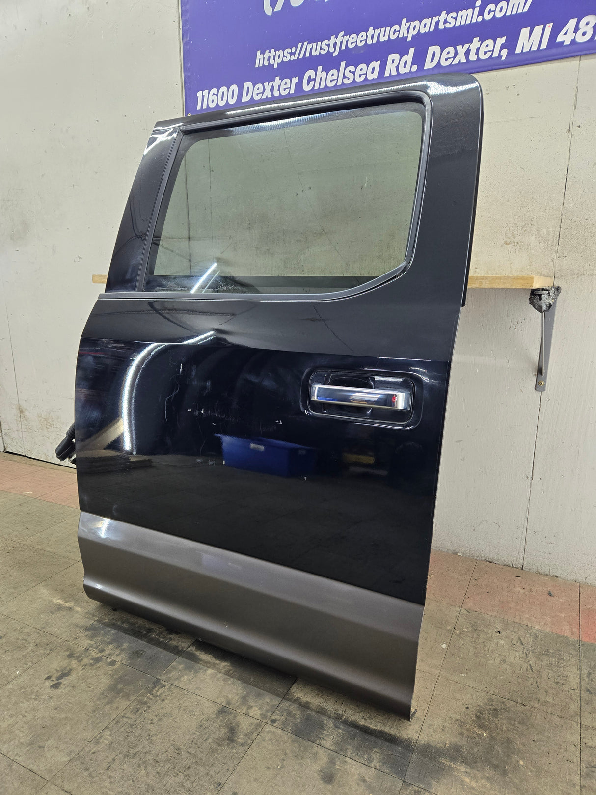 2015-2022 Ford F150 / Super Duty Driver Rear Door LH F250 F350 F450 F550