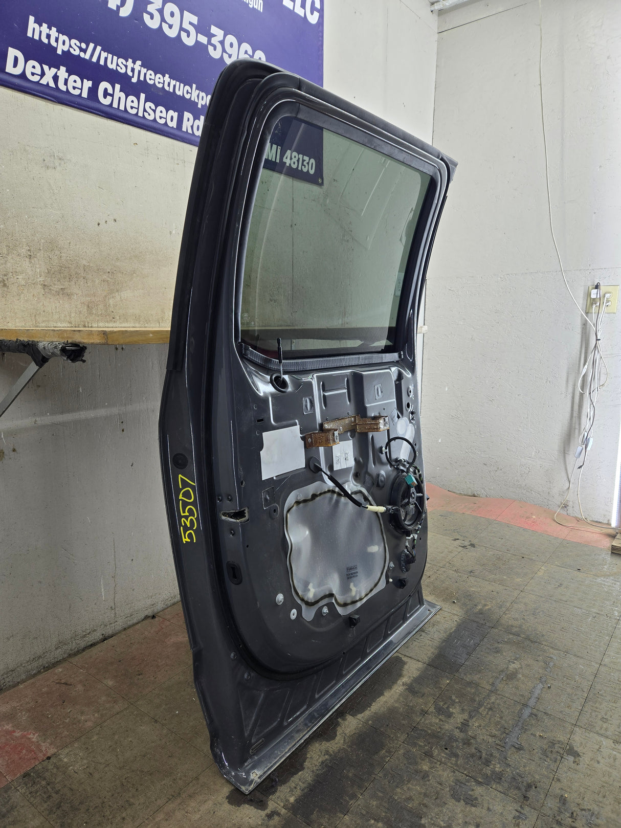 2015-2022 Ford F150 / Super Duty Driver Rear Door LH F250 F350 F450 F550