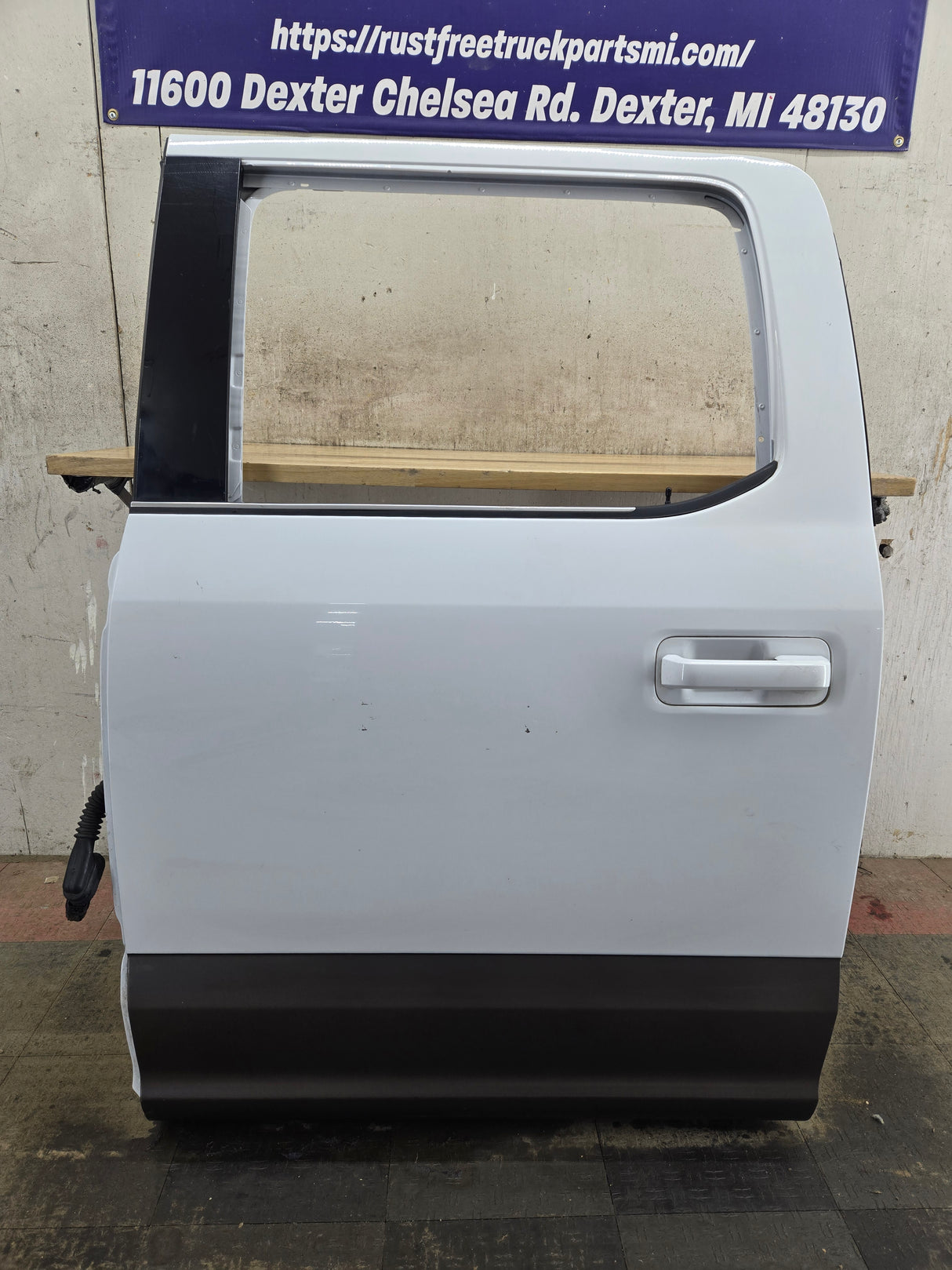 2015-2022 Ford F150 / Super Duty Driver Rear Door LH F250 F350 F450 F550