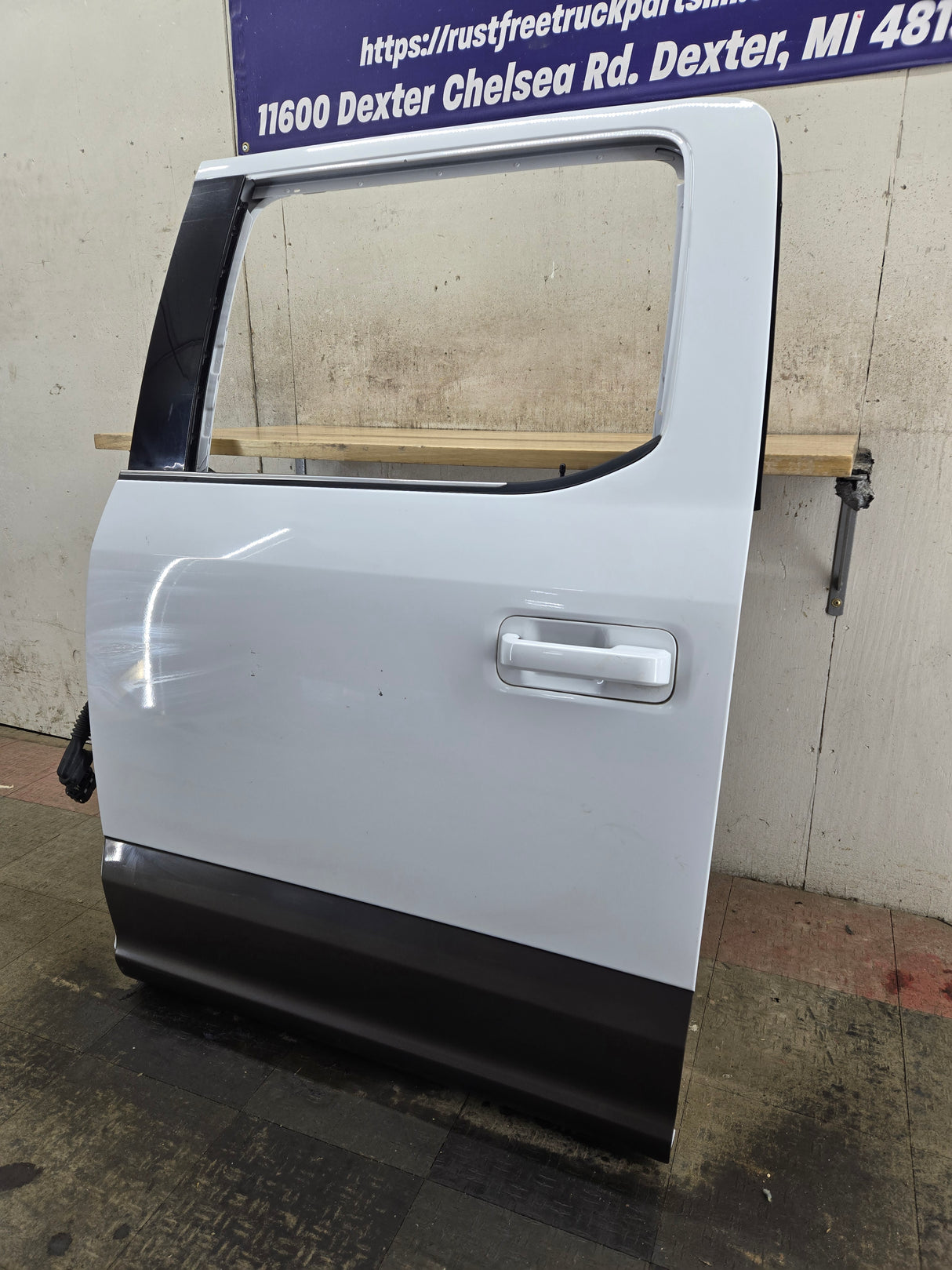 2015-2022 Ford F150 / Super Duty Driver Rear Door LH F250 F350 F450 F550