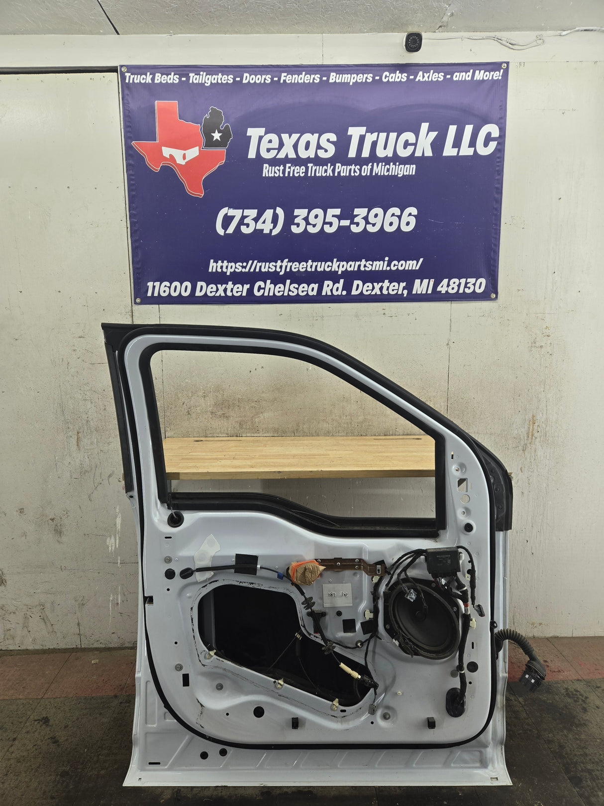 2015-2022 Ford F150 / Super Duty Driver Front Door LH F250 F350 F450 F550