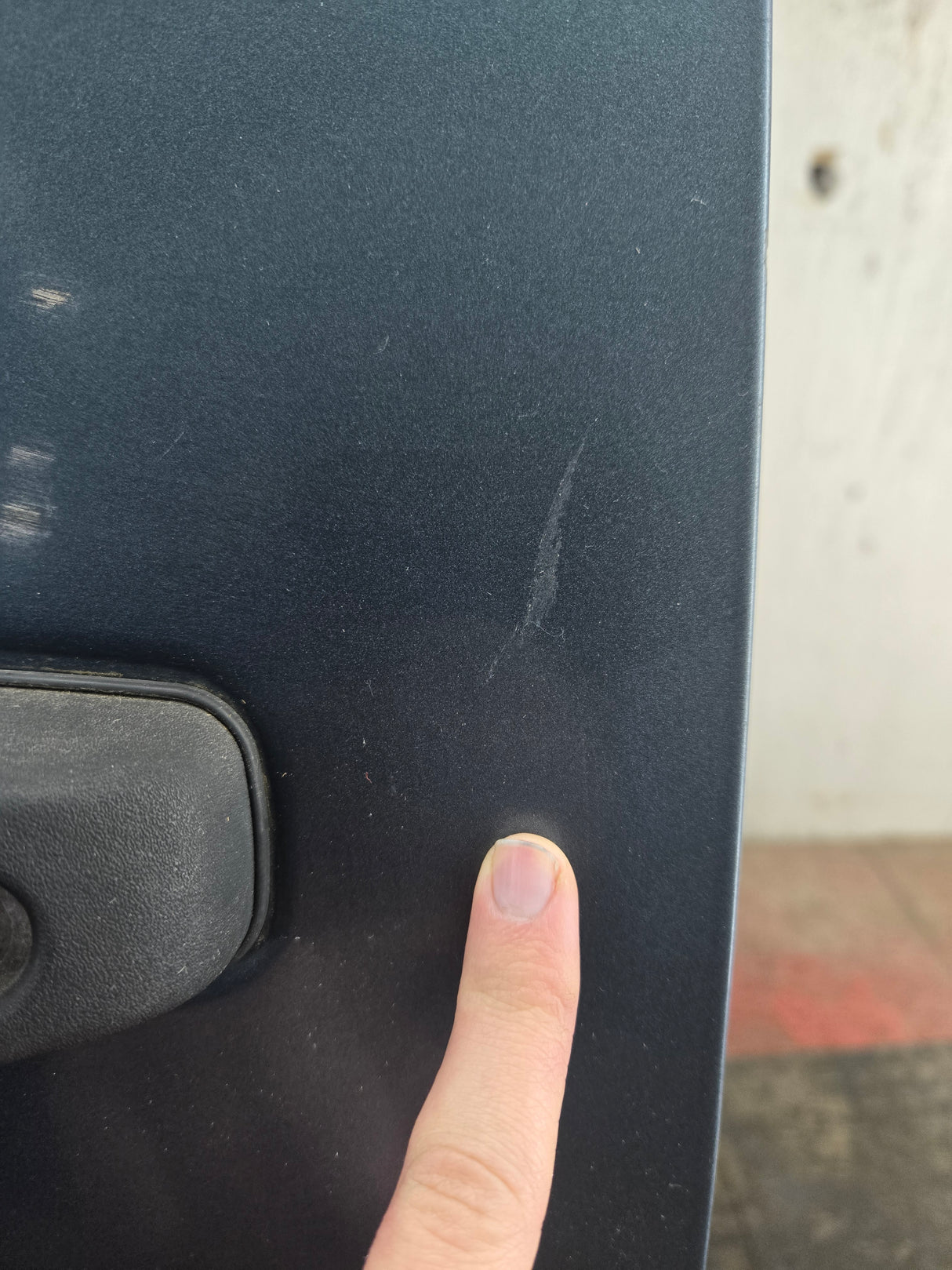 2007-2013 Chevrolet Silverado / GMC Sierra 1500 2500 3500 HD LH Front Driver Side Door