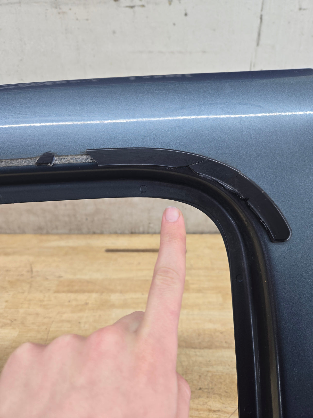 2007-2013 Chevrolet Silverado / GMC Sierra 1500 2500 3500 HD LH Front Driver Side Door